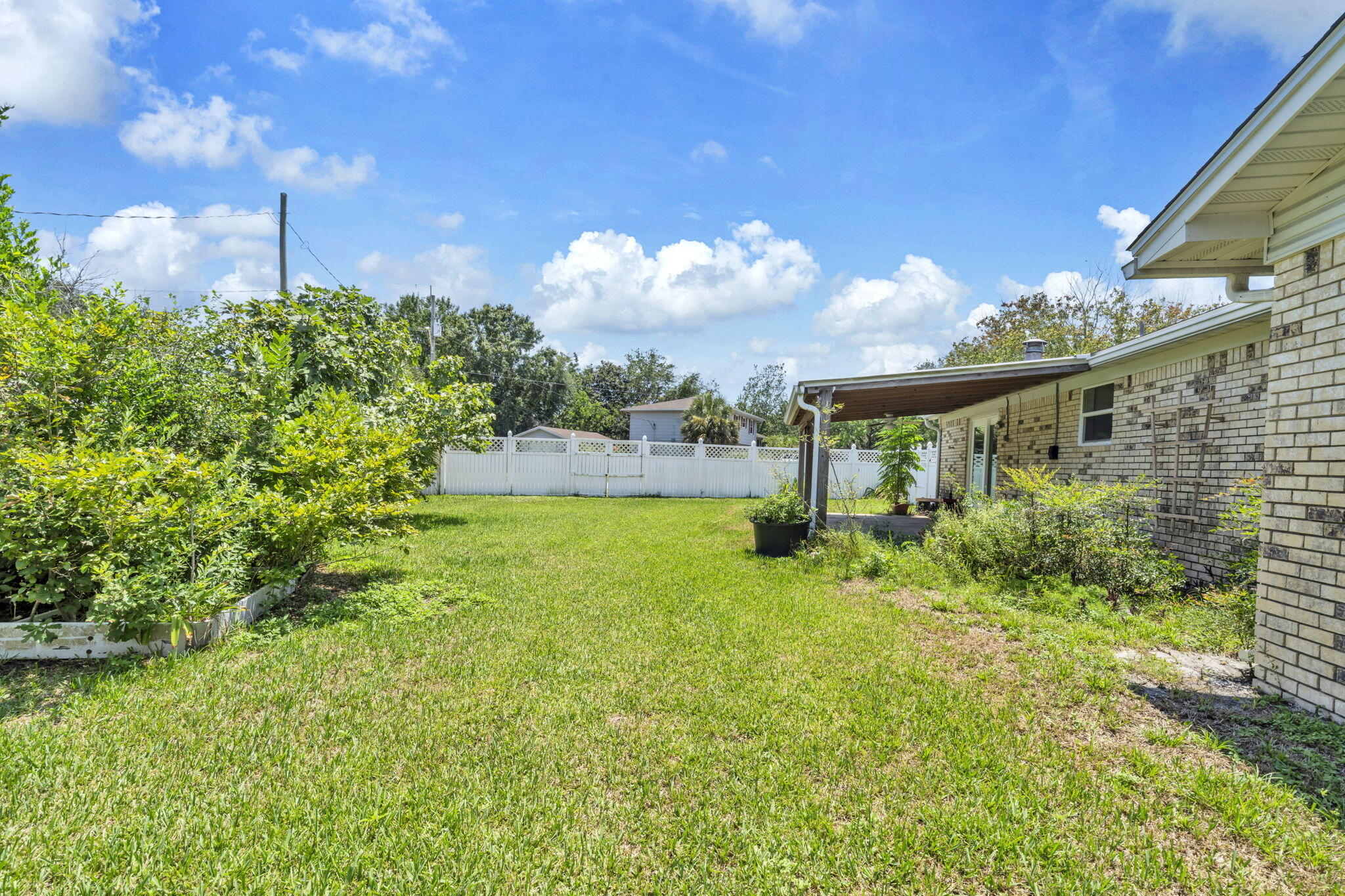 748 Spring Lake Drive