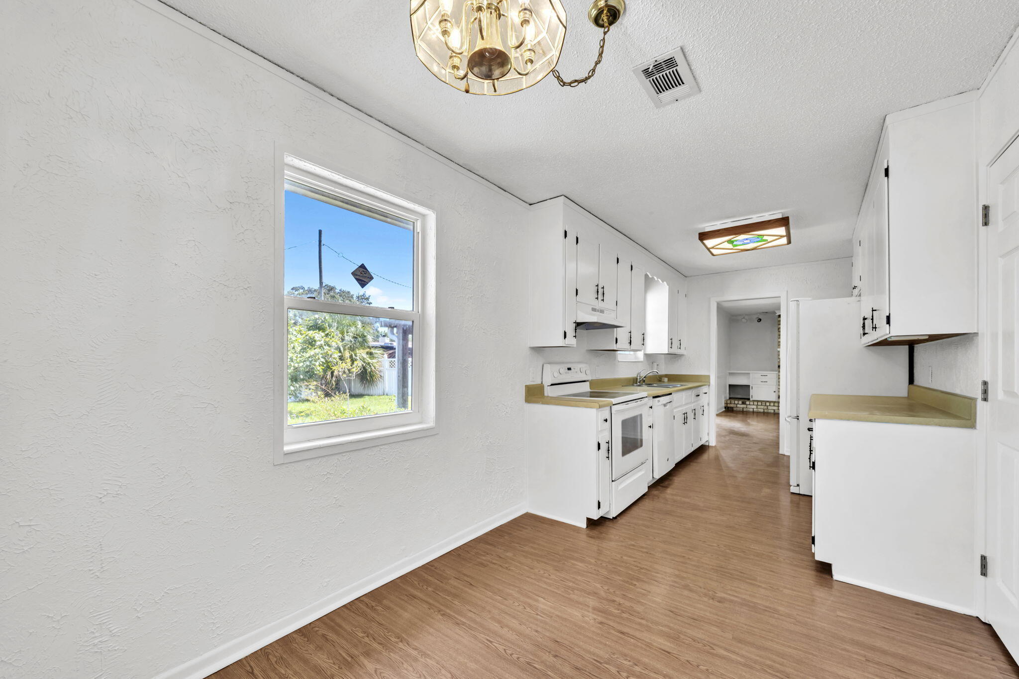 748 Spring Lake Drive