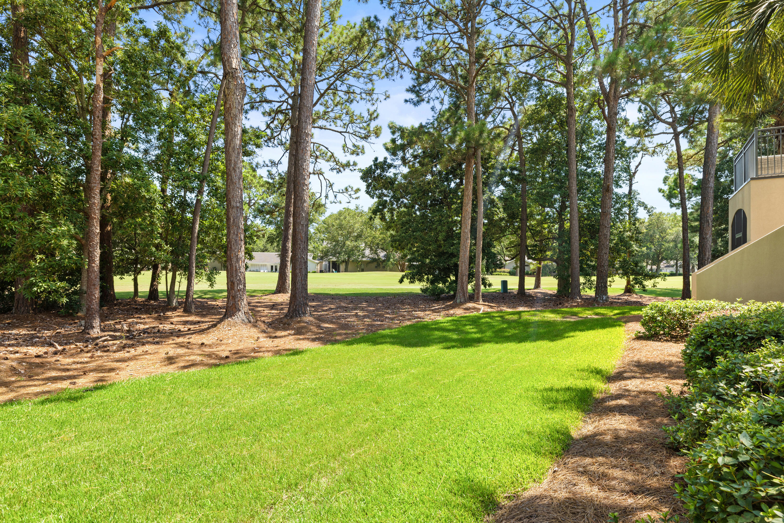 8526 Turnberry Court, 8526