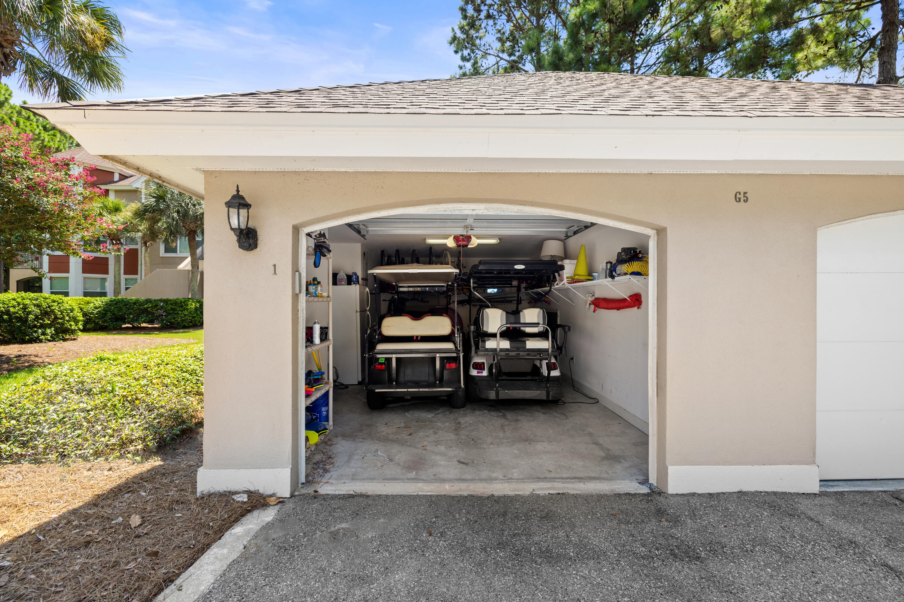 8526 Turnberry Court, 8526