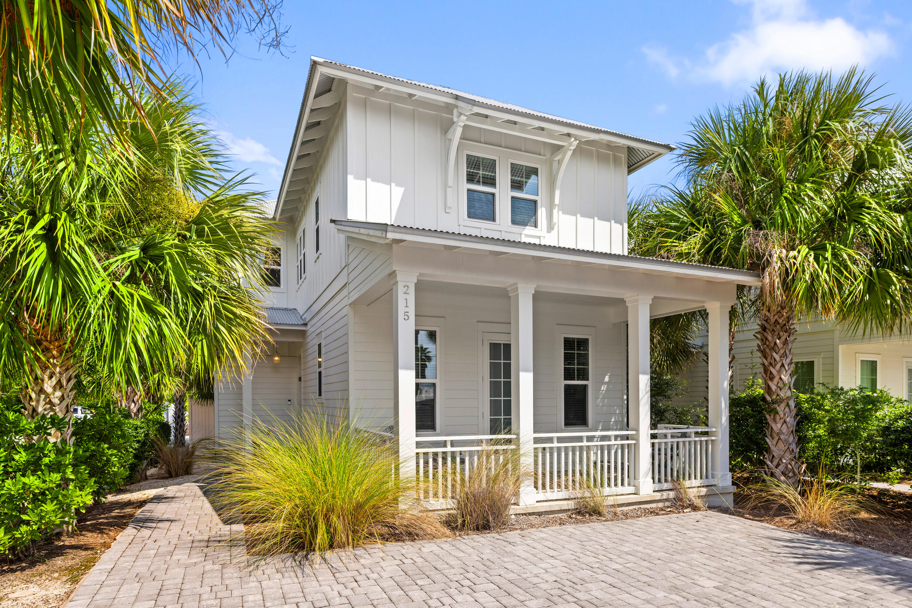 215 Sands Street