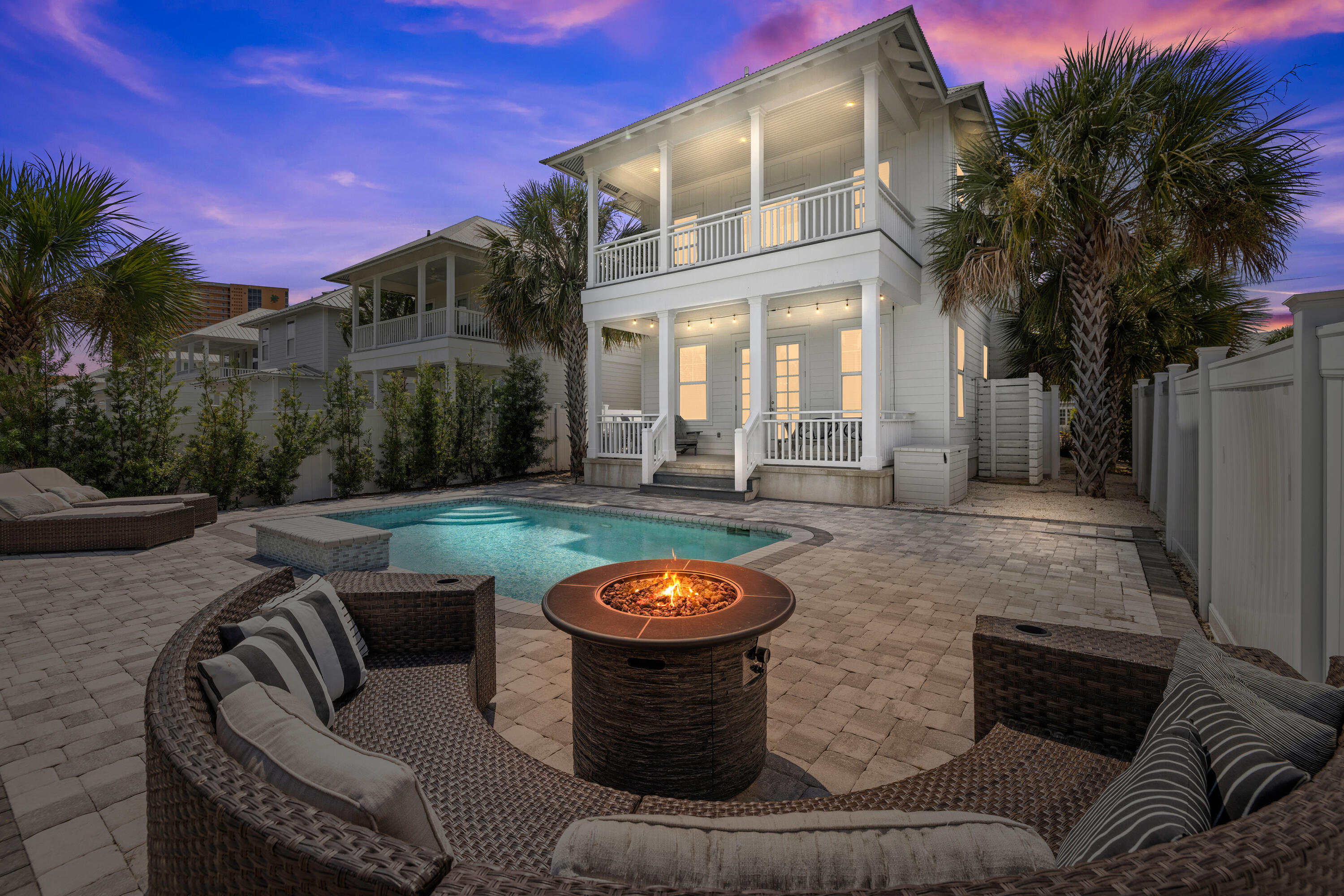 215 Sands Street