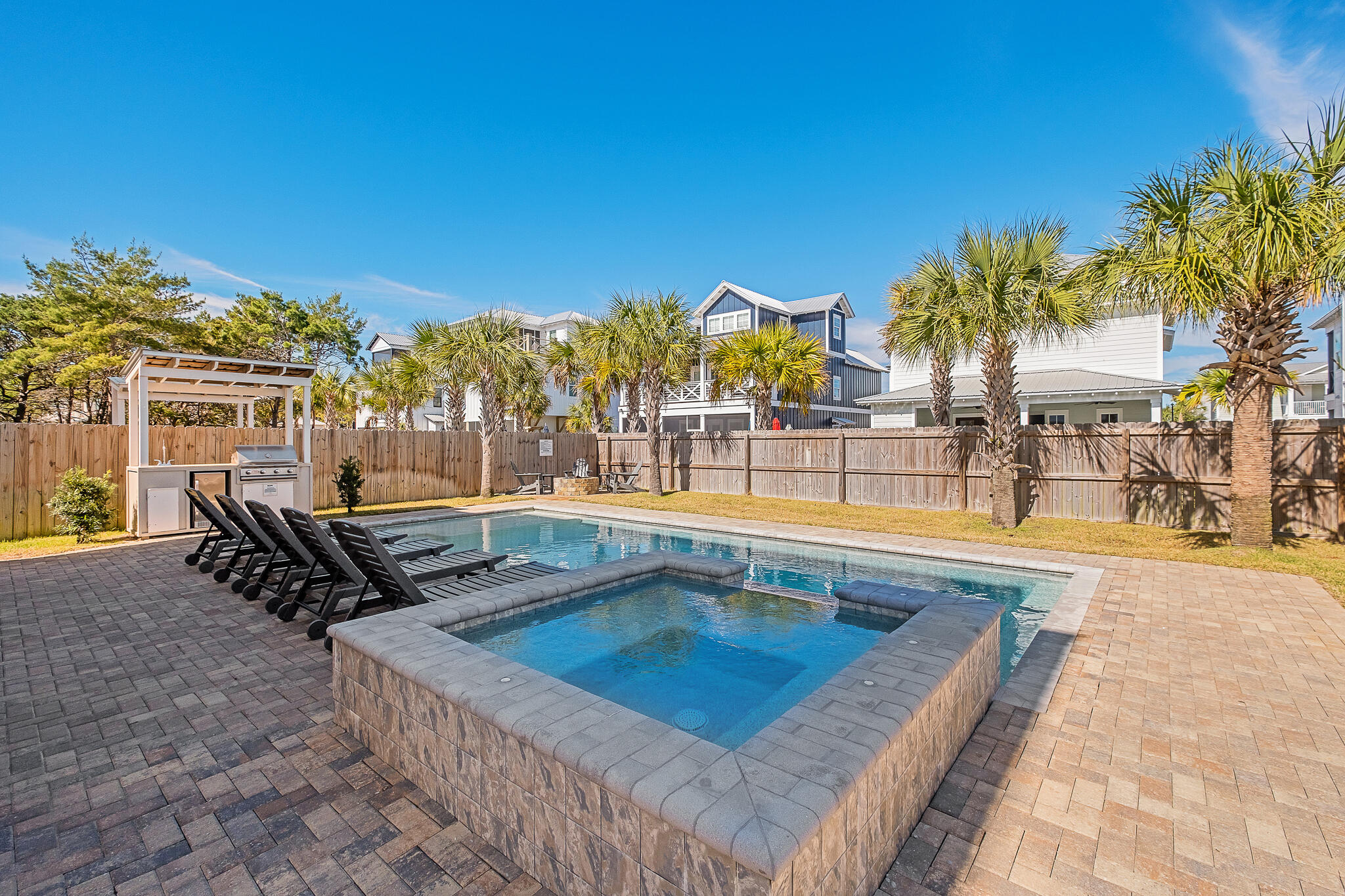 36 W Palm Beach Street