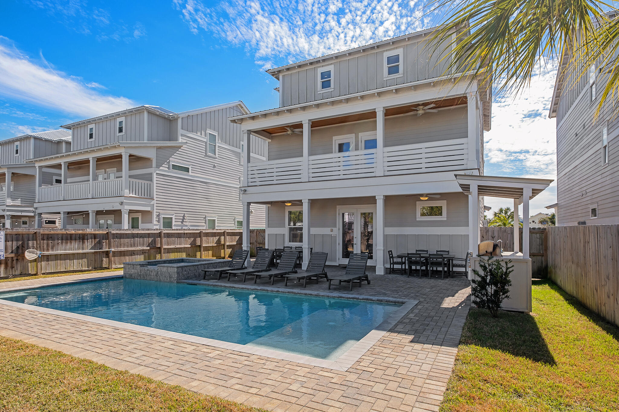 36 W Palm Beach Street