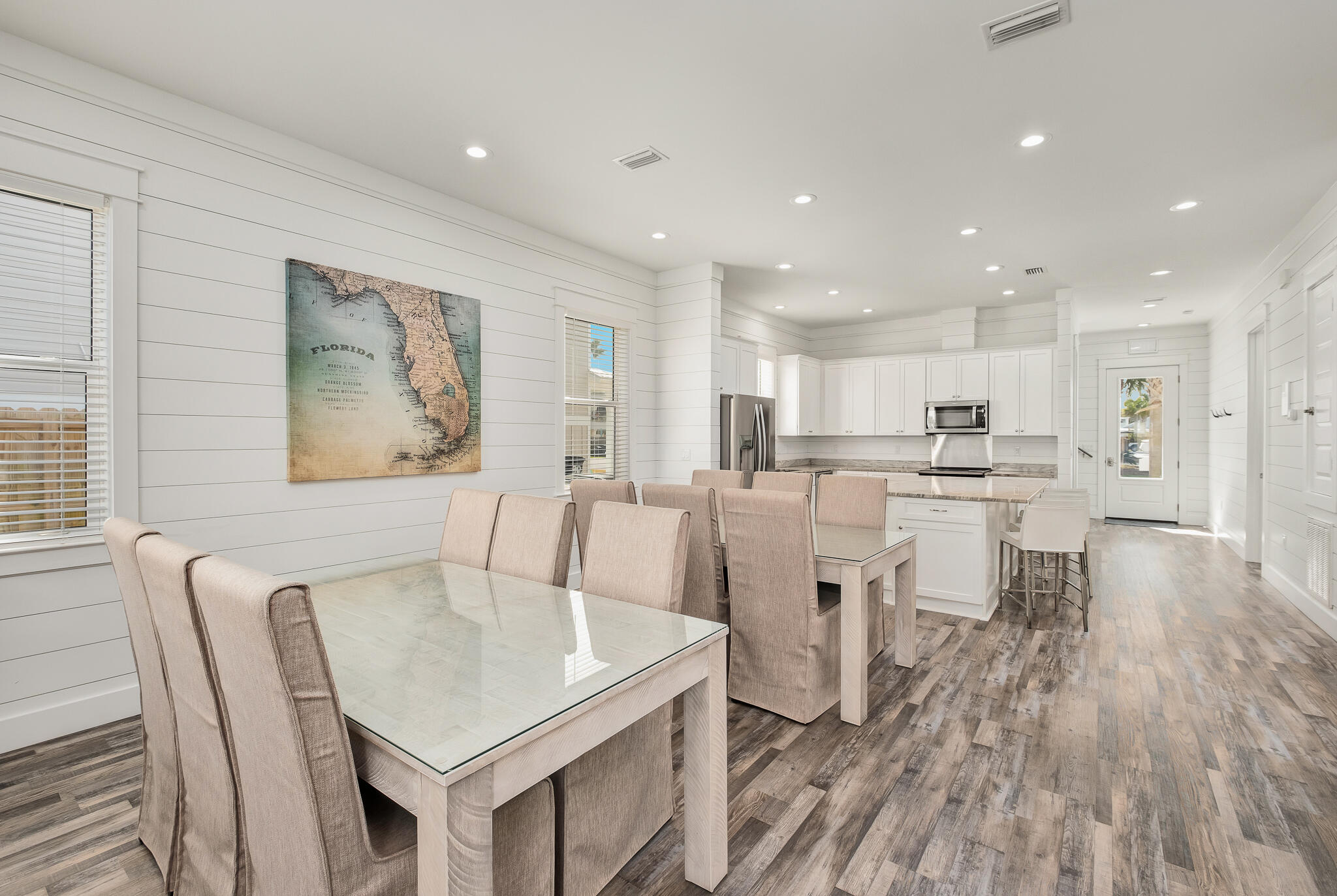 36 W Palm Beach Street