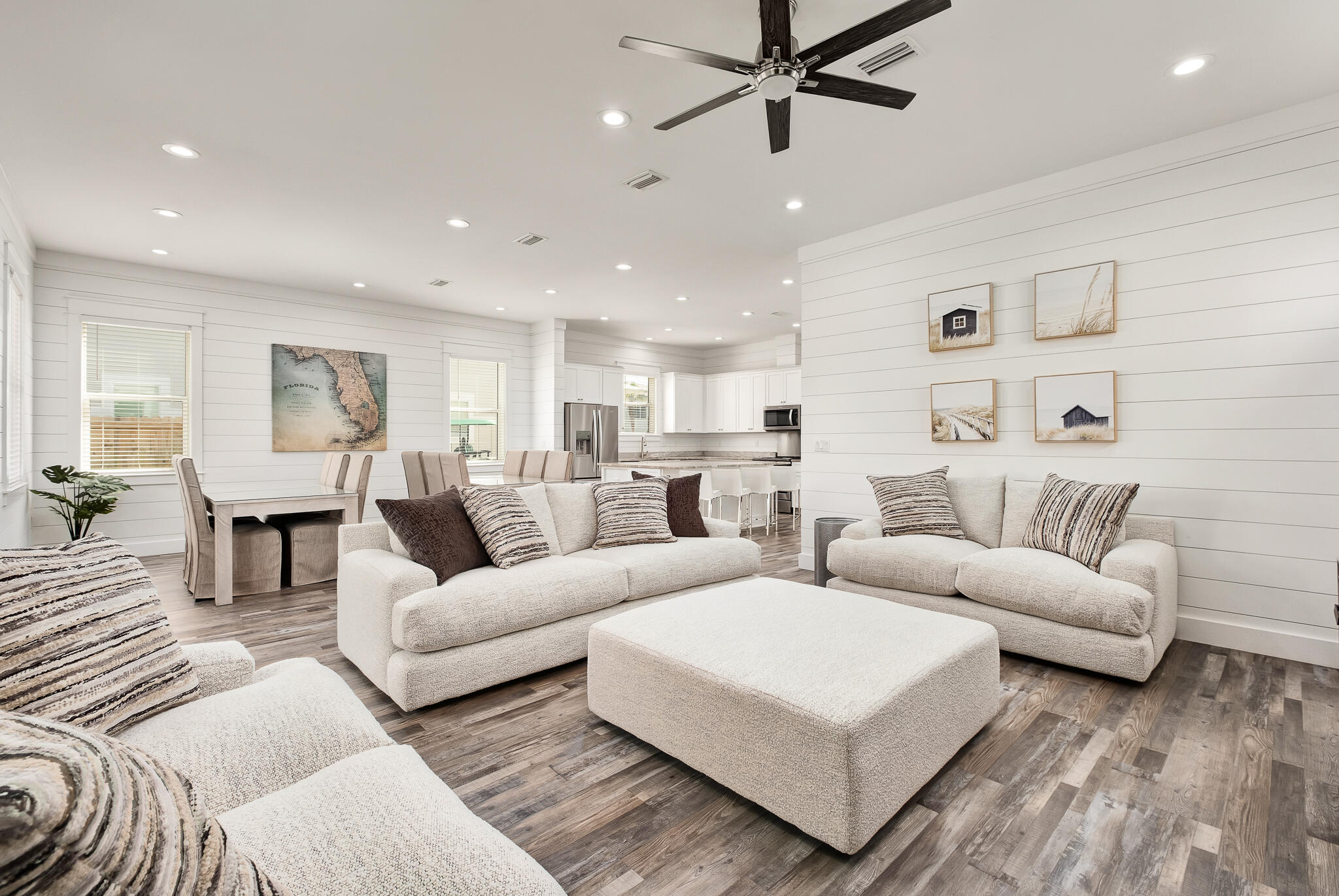 36 W Palm Beach Street