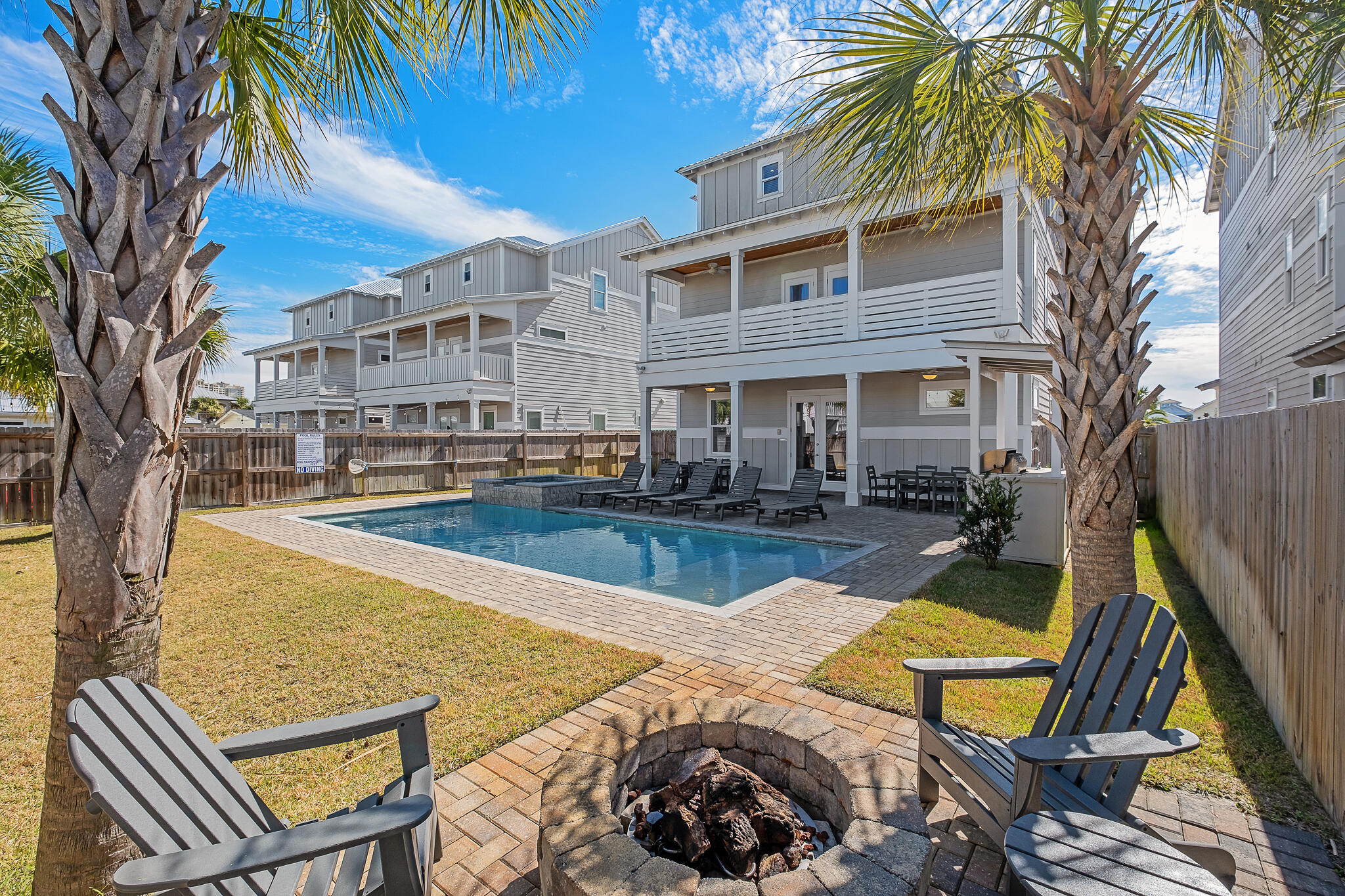 36 W Palm Beach Street
