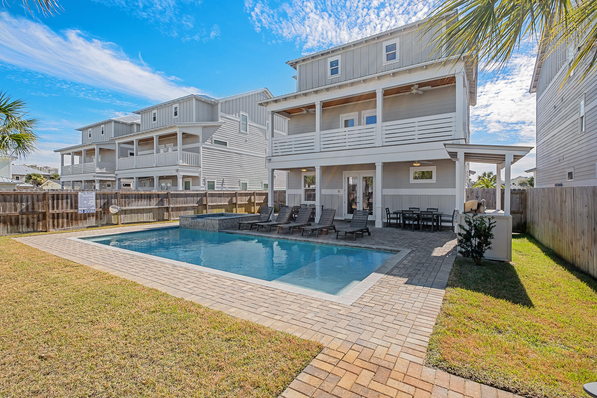 36 W Palm Beach Street