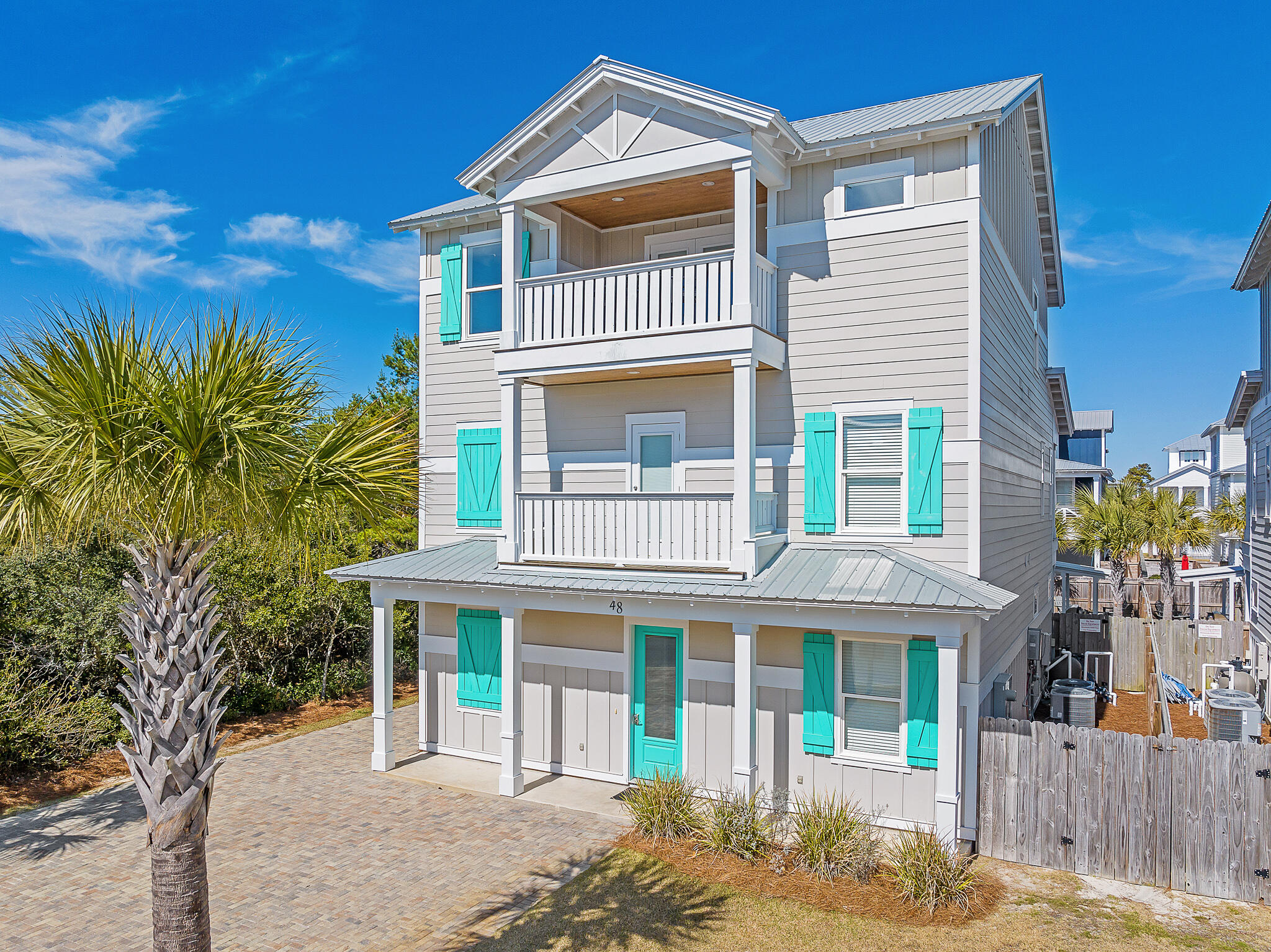 48 W Palm Beach Street