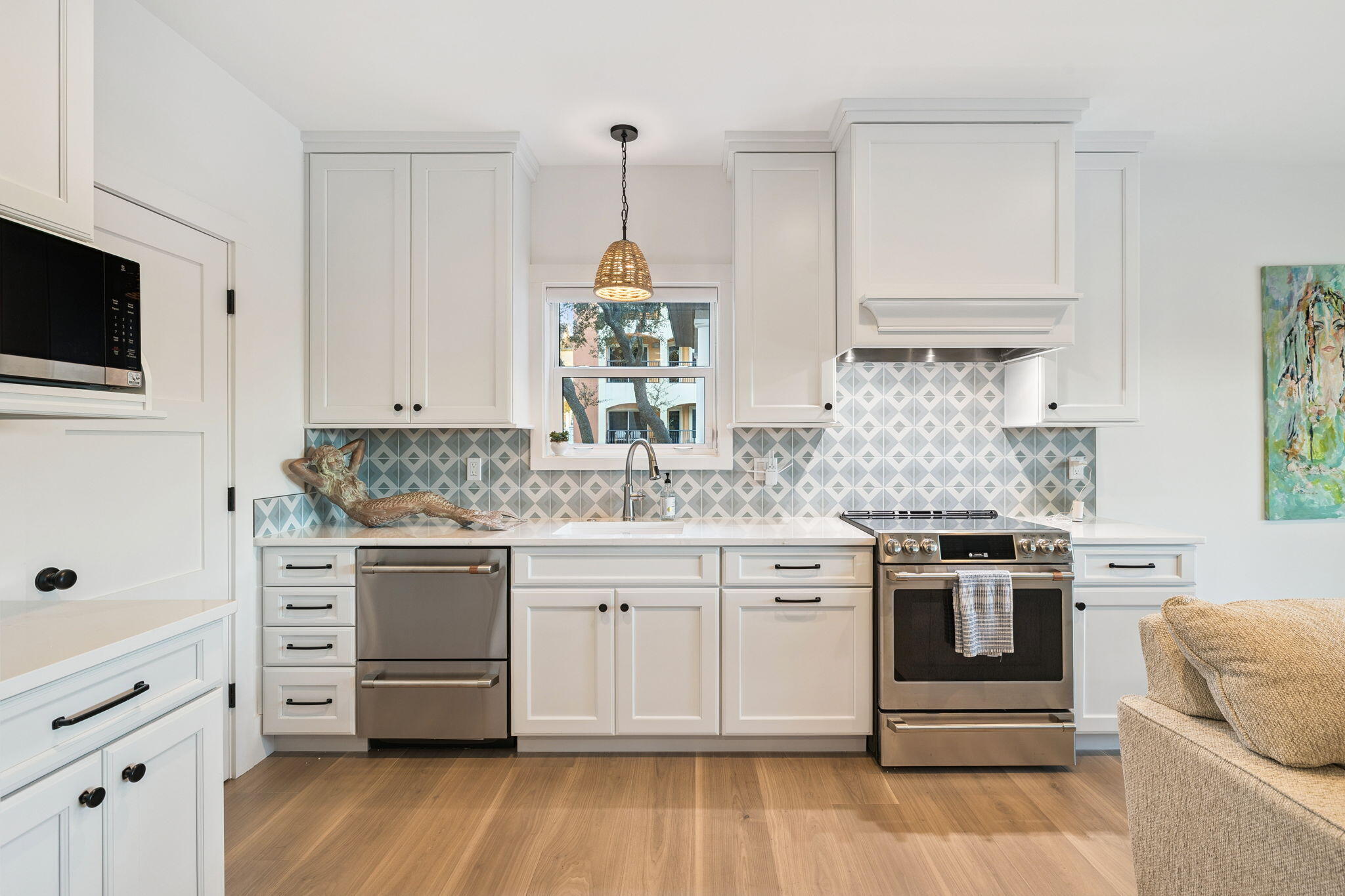 754 Harbor Boulevard