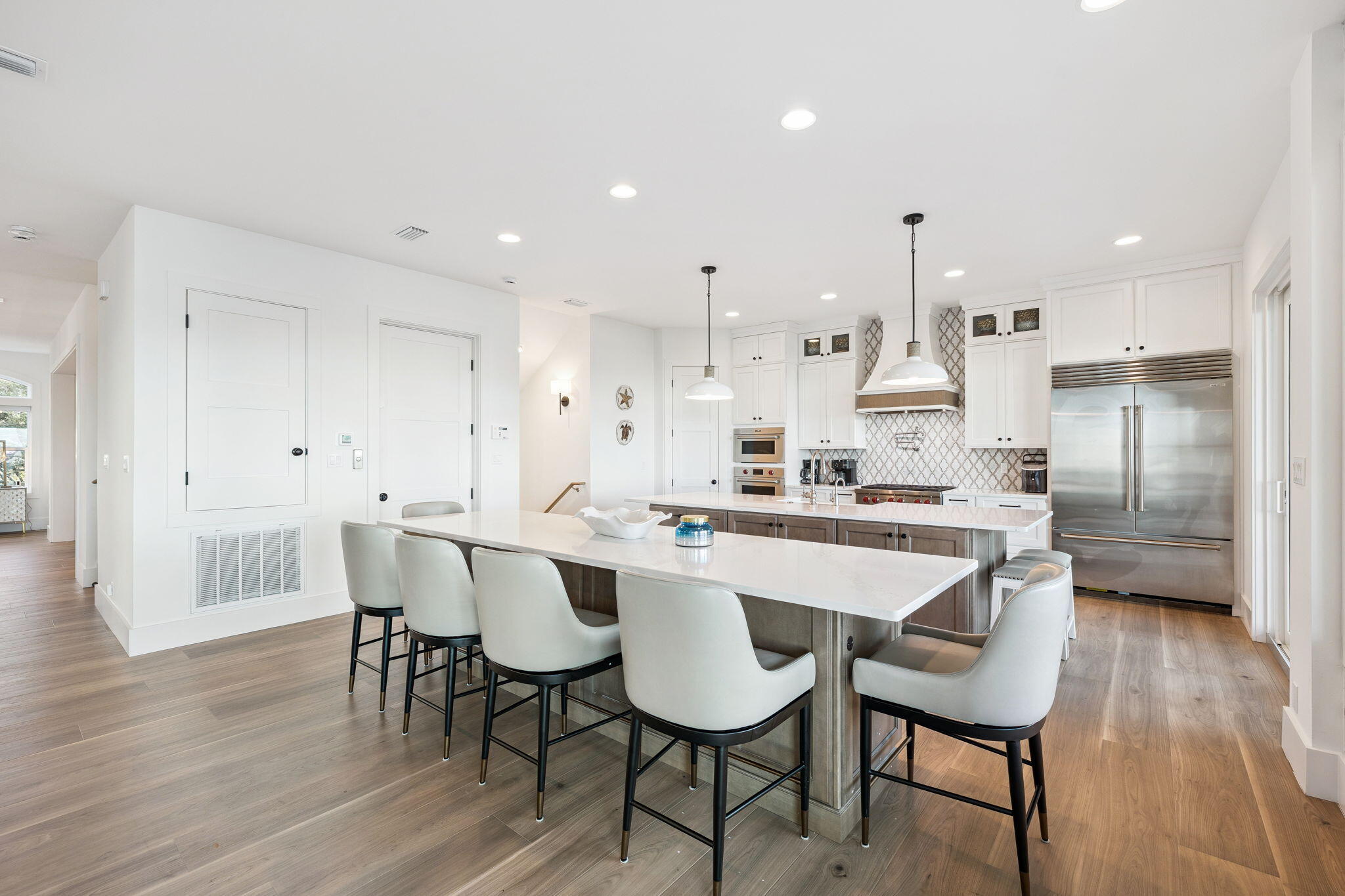 754 Harbor Boulevard