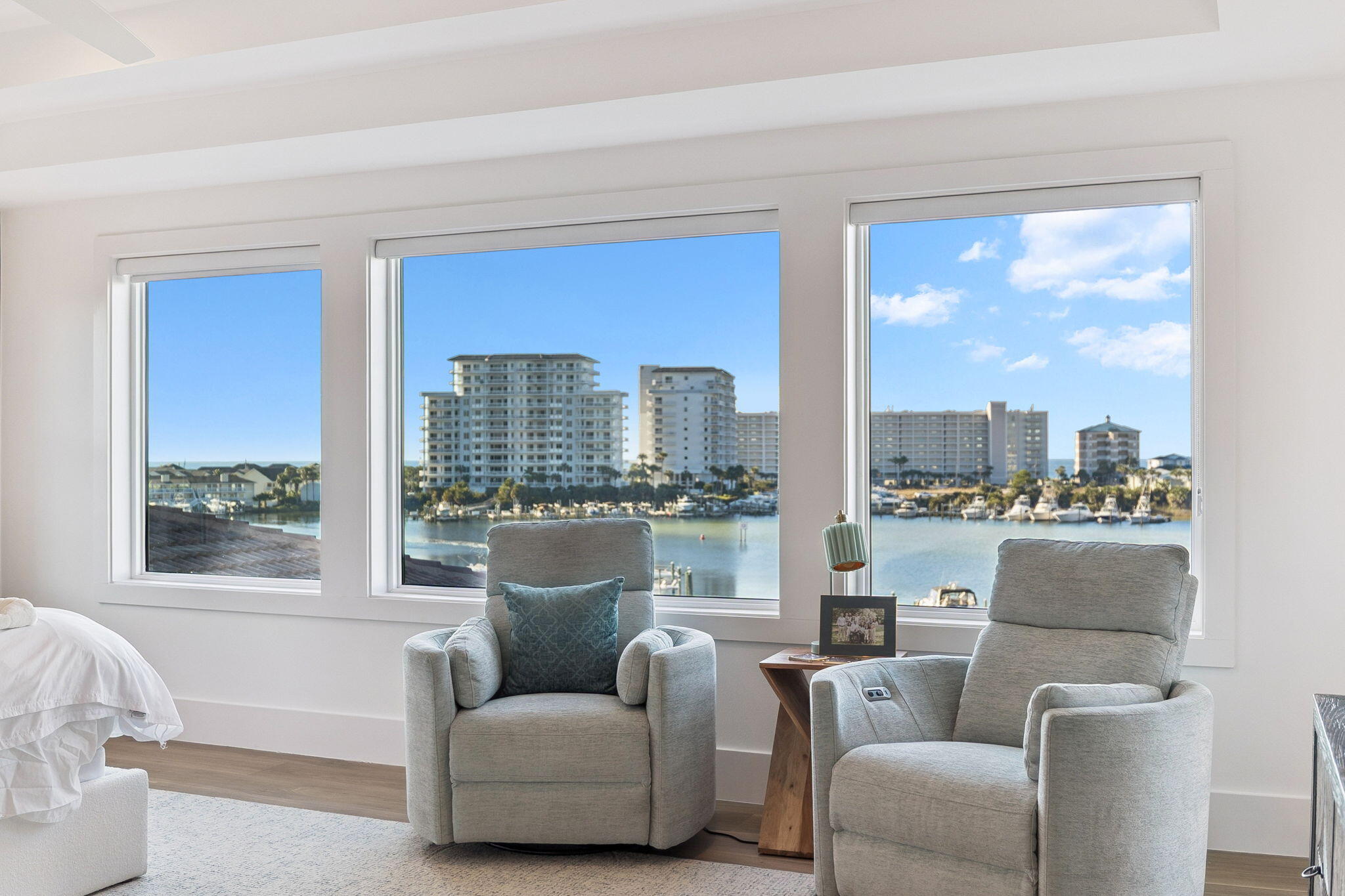 754 Harbor Boulevard
