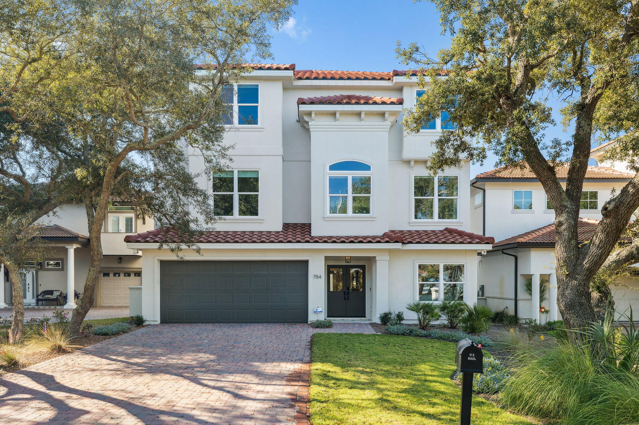 754 Harbor Boulevard