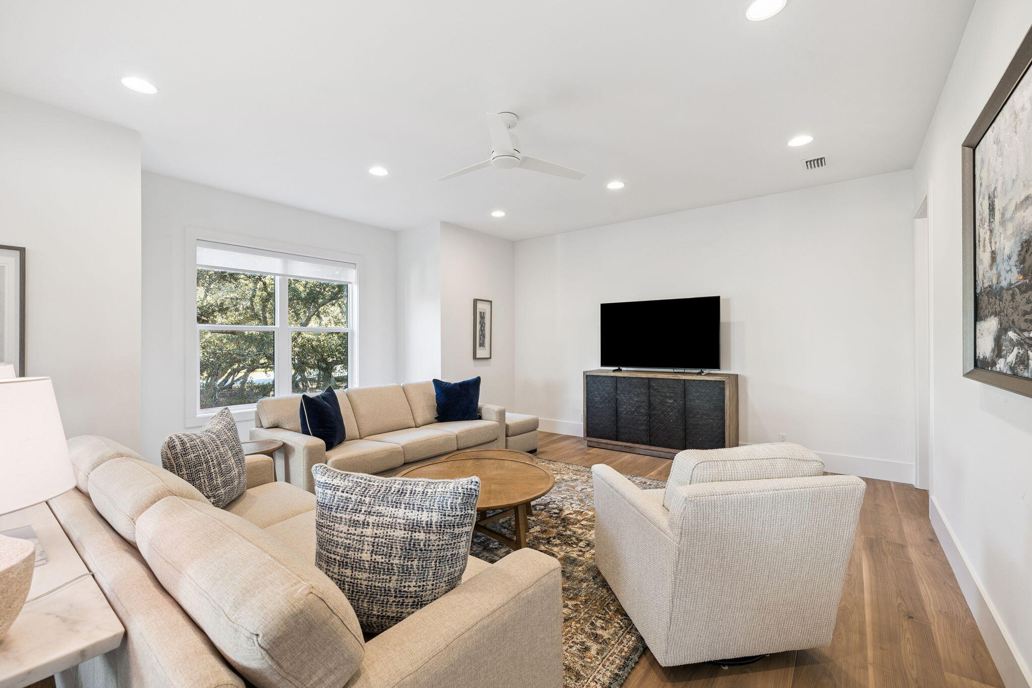 754 Harbor Boulevard