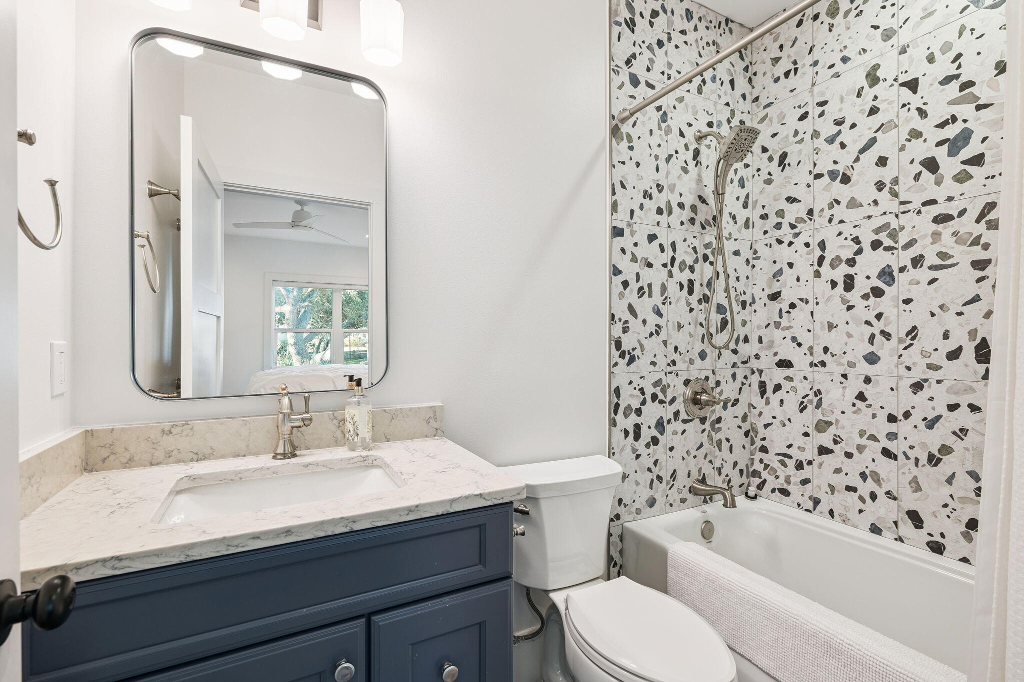 754 Harbor Boulevard