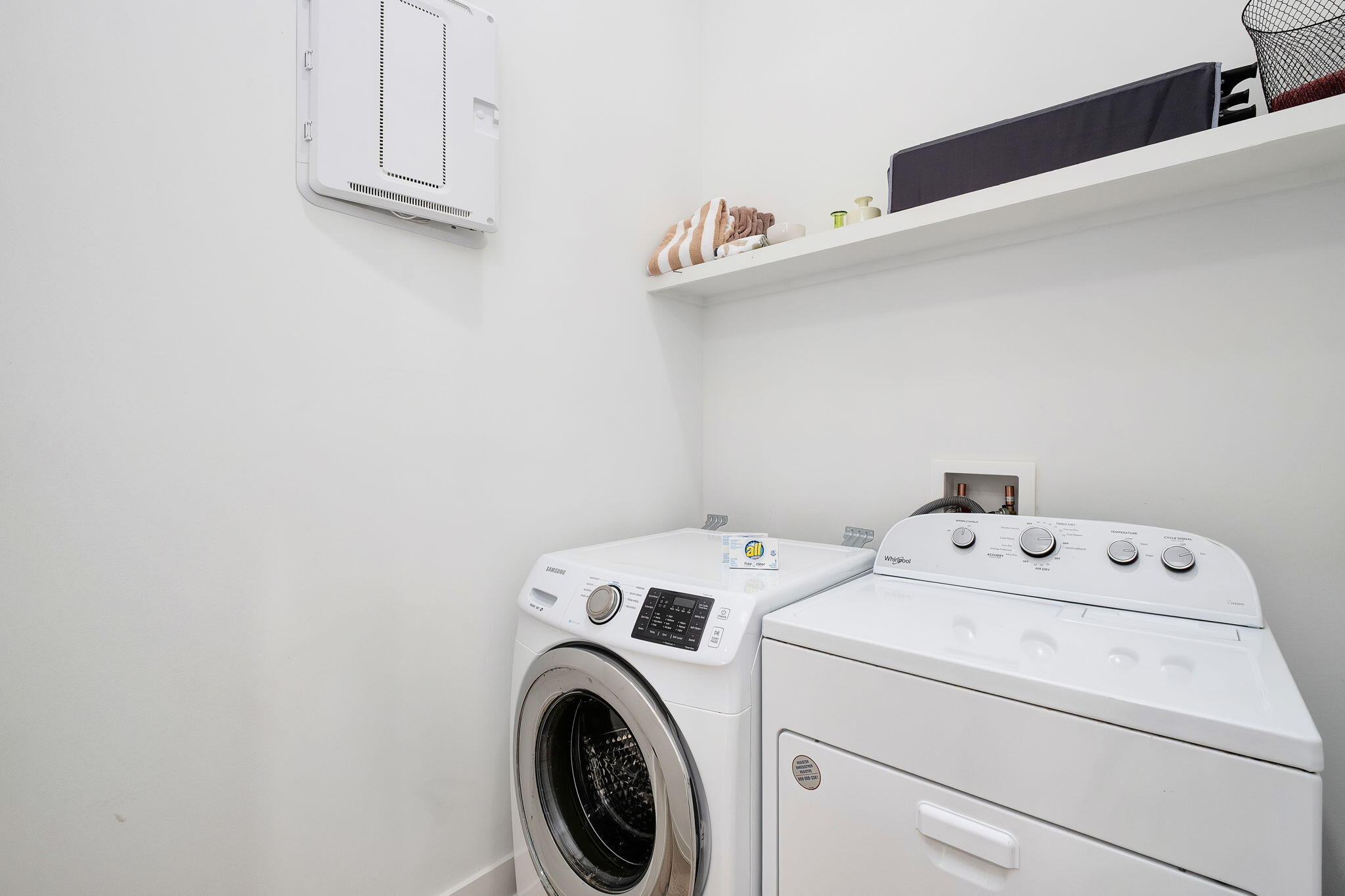 234 Grande Pointe Circle