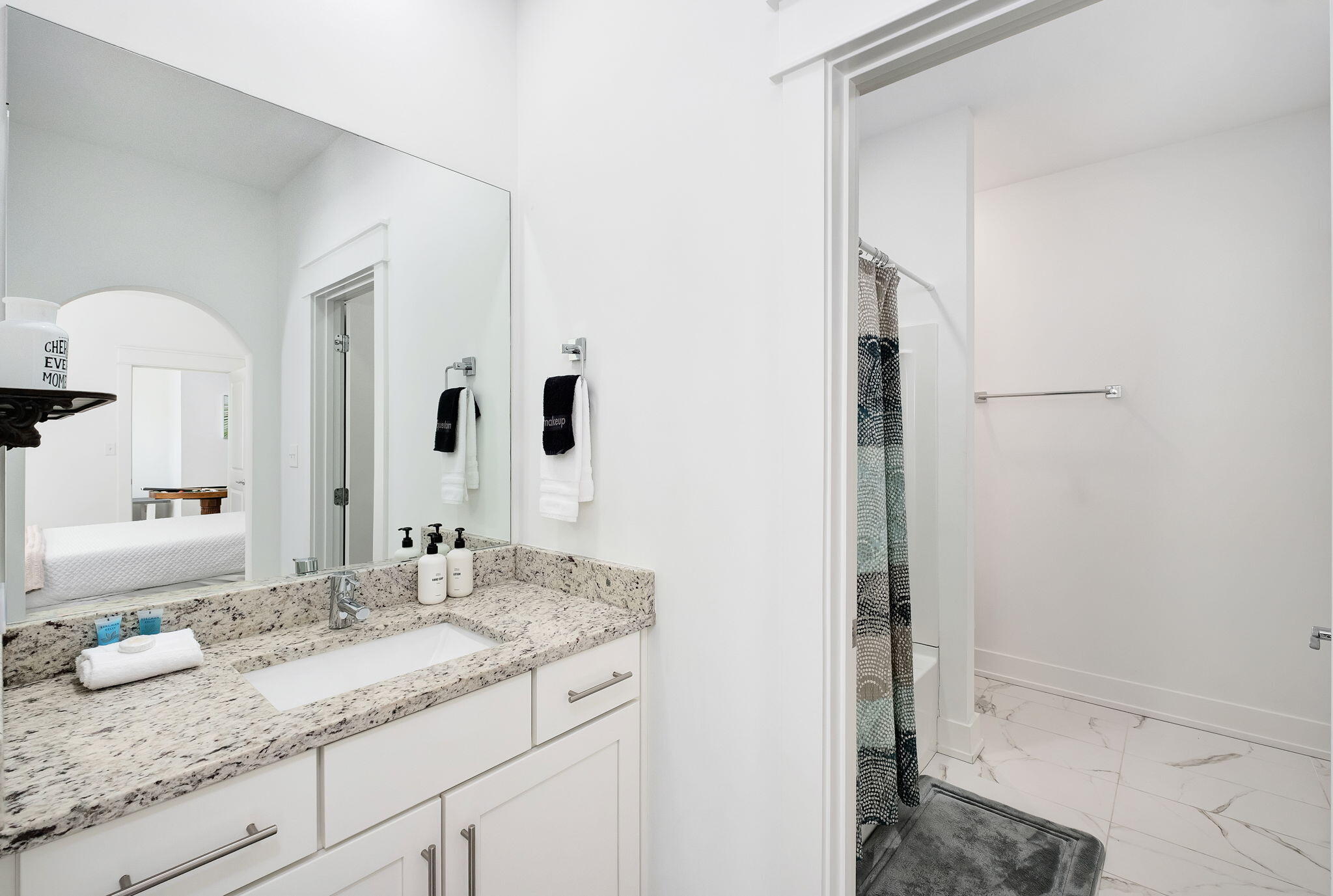 234 Grande Pointe Circle