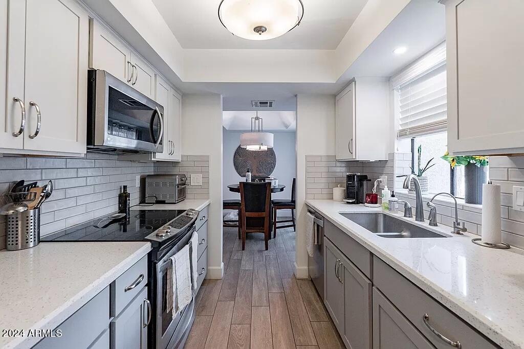 9460 E MISSION Lane # 116