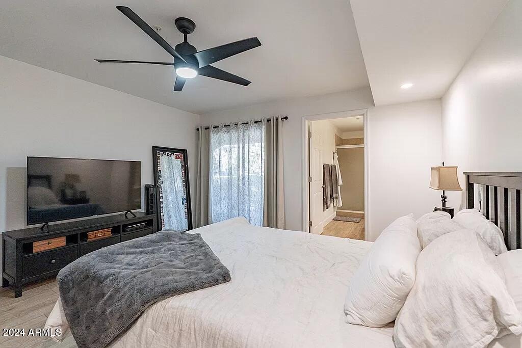 9460 E MISSION Lane # 116
