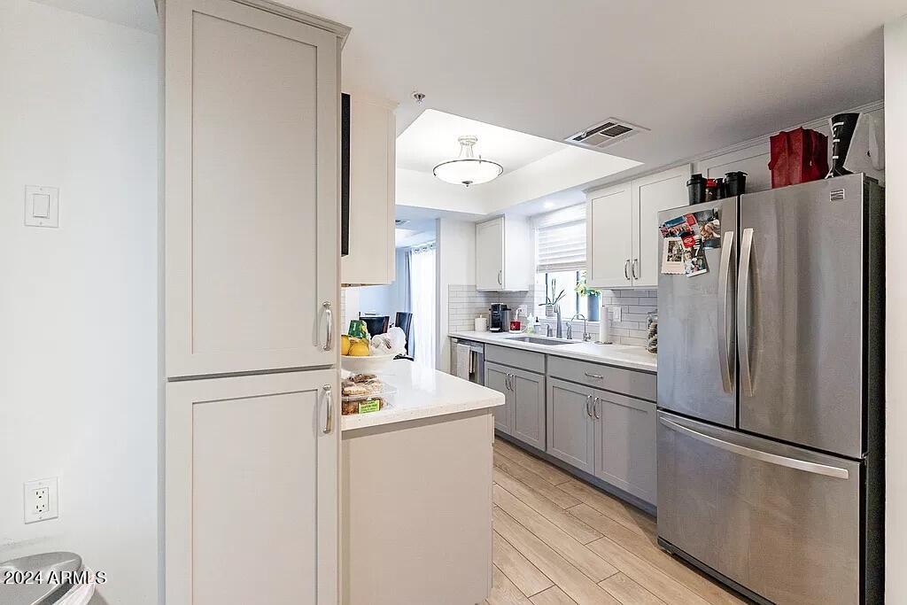 9460 E MISSION Lane # 116