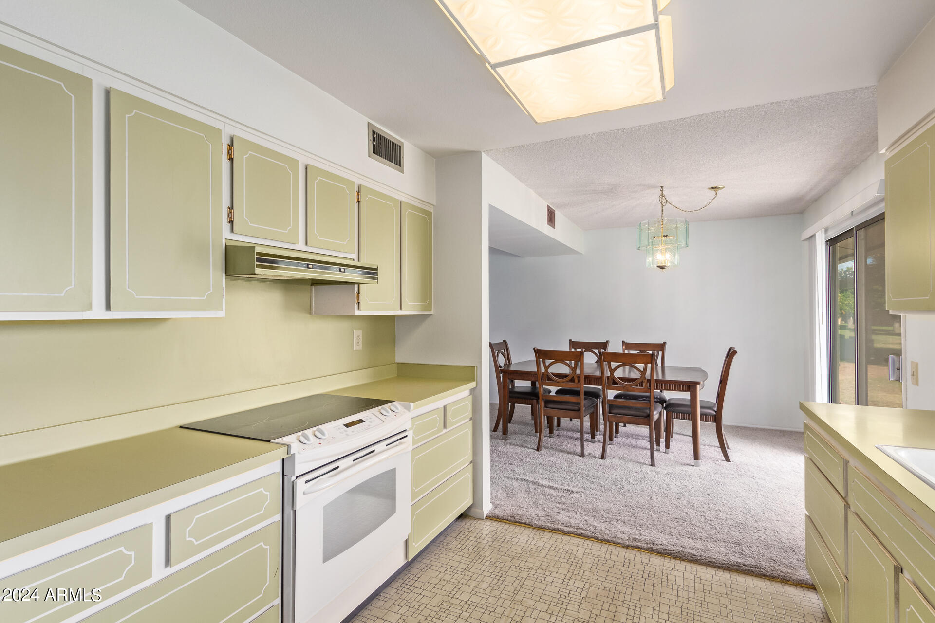 10823 W CAMEO Drive