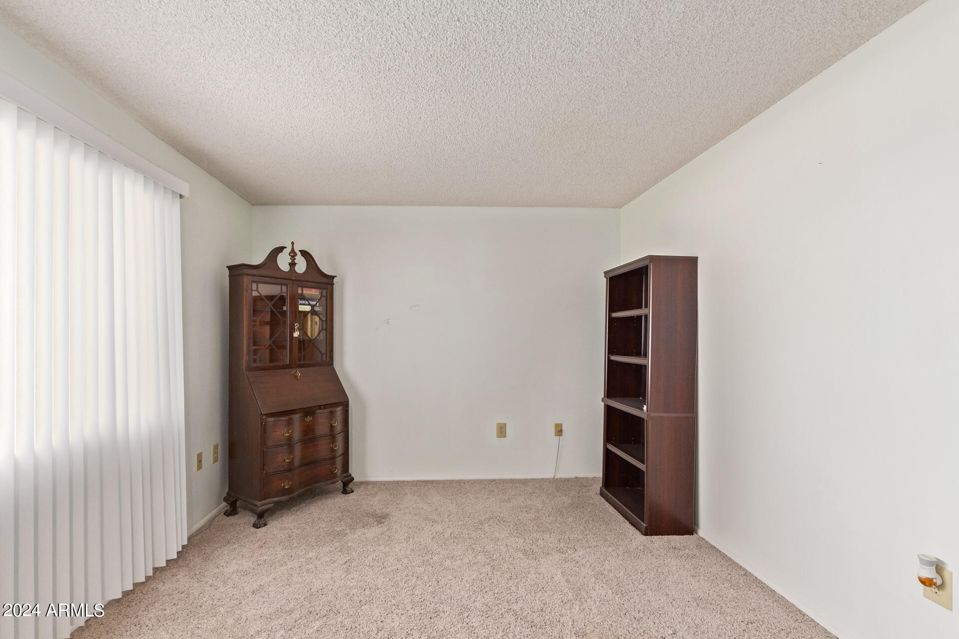 10823 W CAMEO Drive