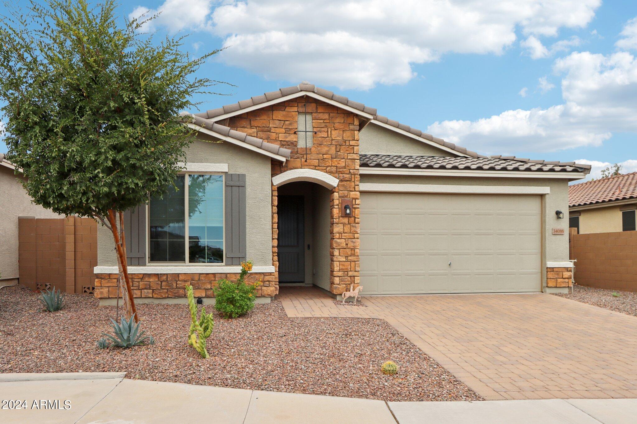 34088 N Elizabeth Avenue