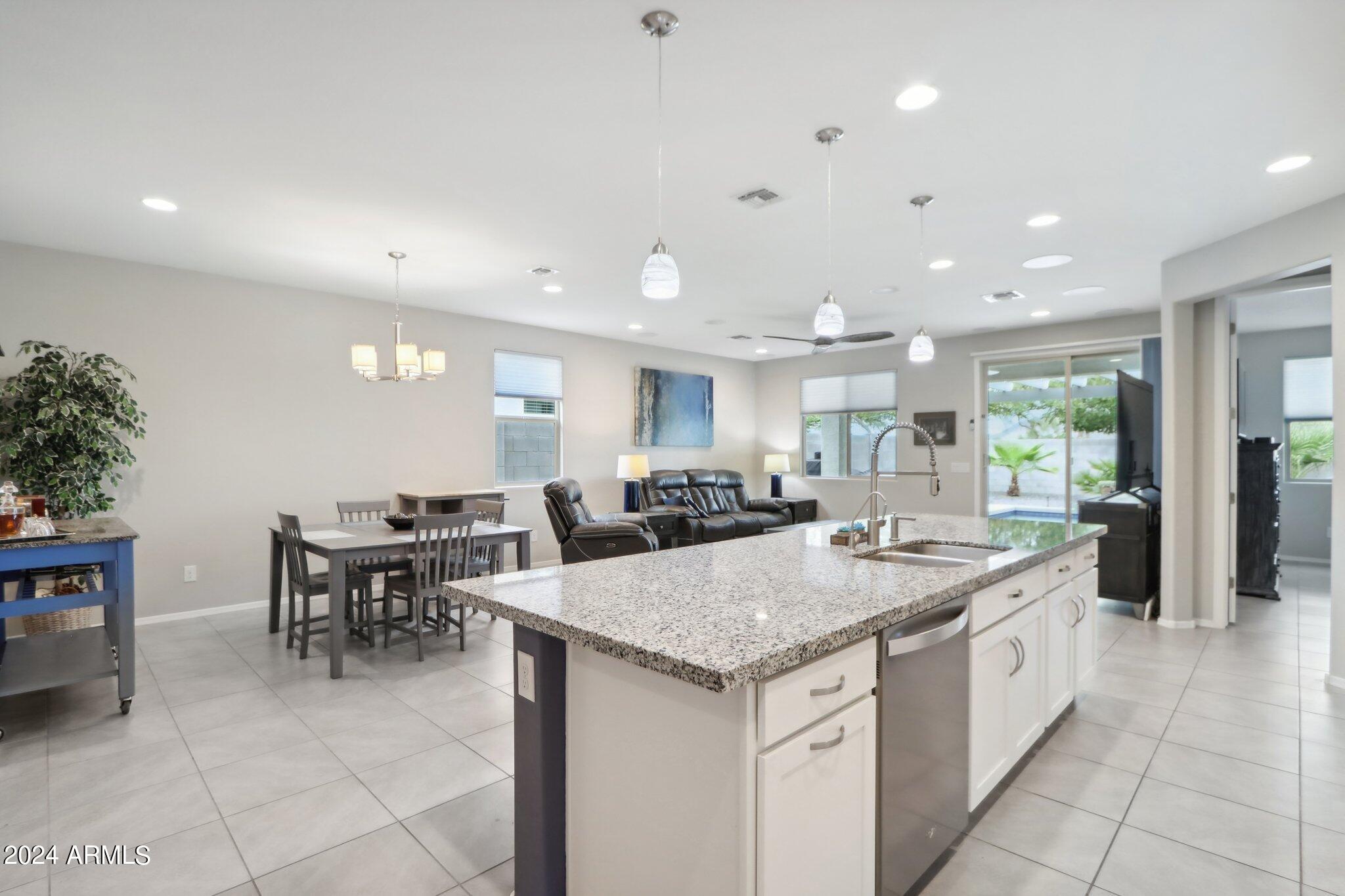 34088 N Elizabeth Avenue