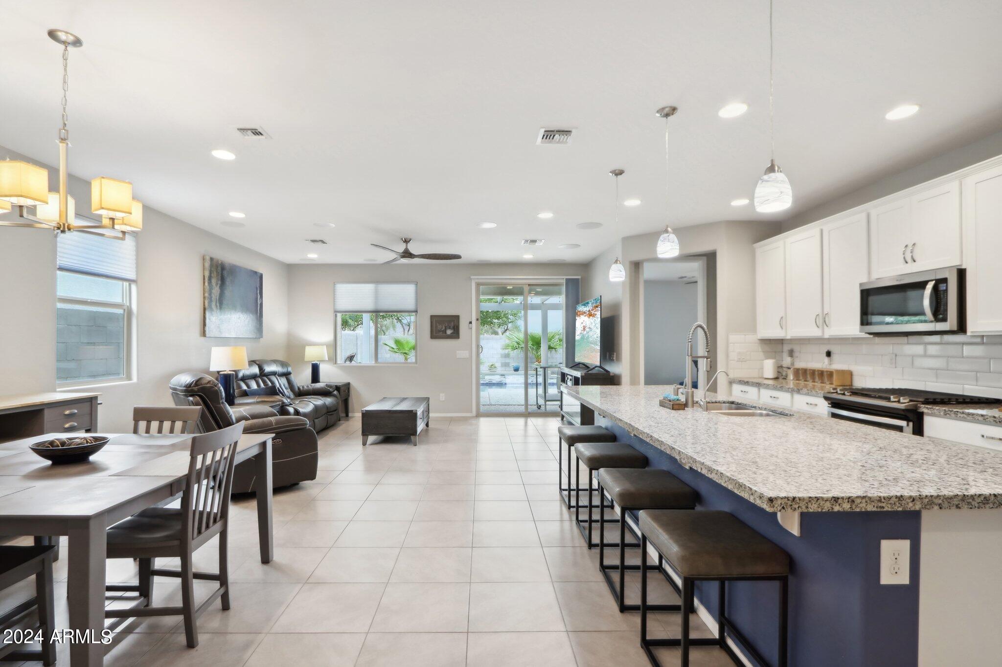 34088 N Elizabeth Avenue