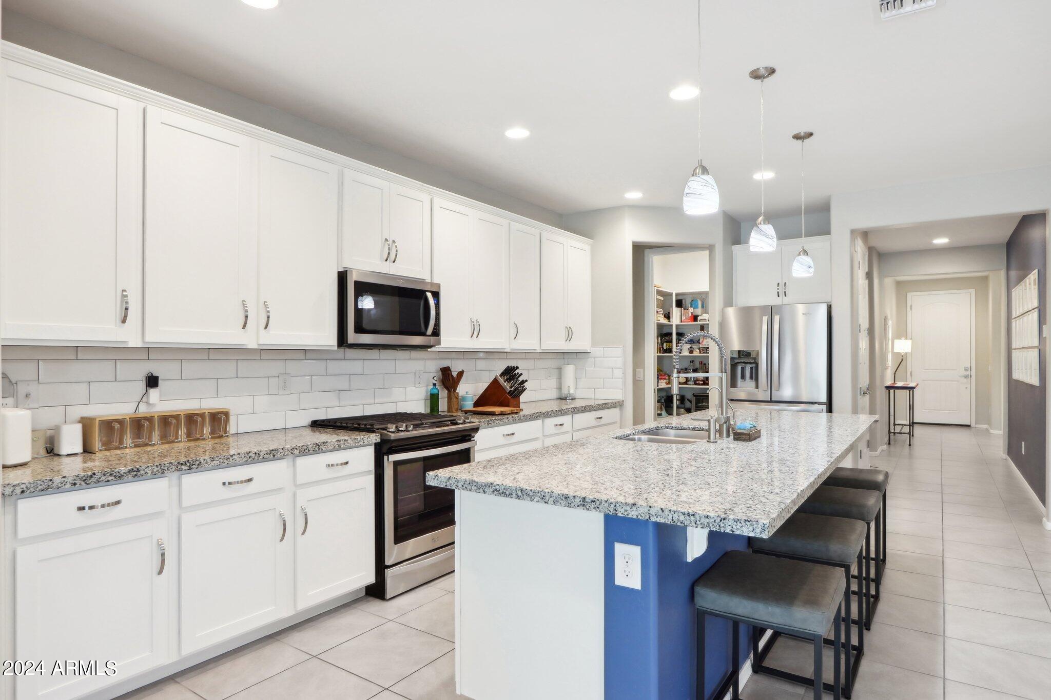 34088 N Elizabeth Avenue