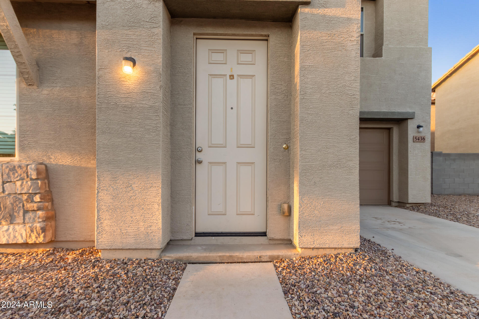 5436 W BURTON Drive