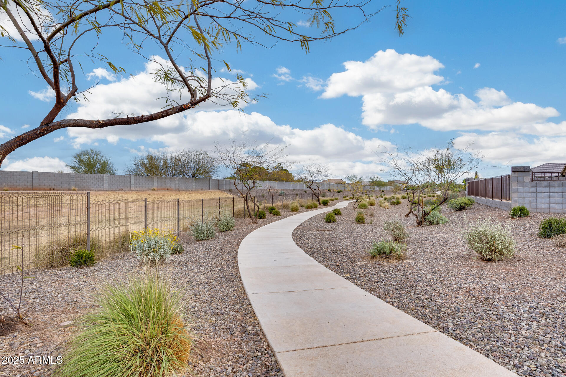17580 W COUNTRY CLUB Terrace