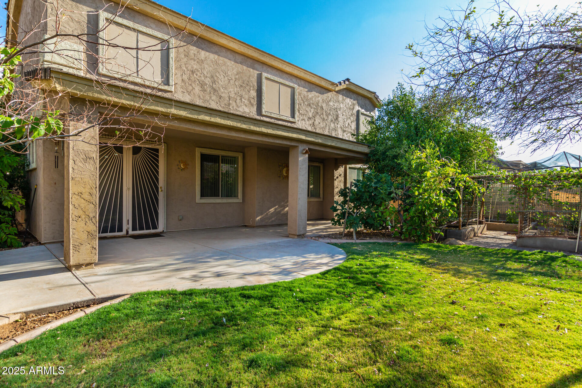 6838 W LYNNE Lane