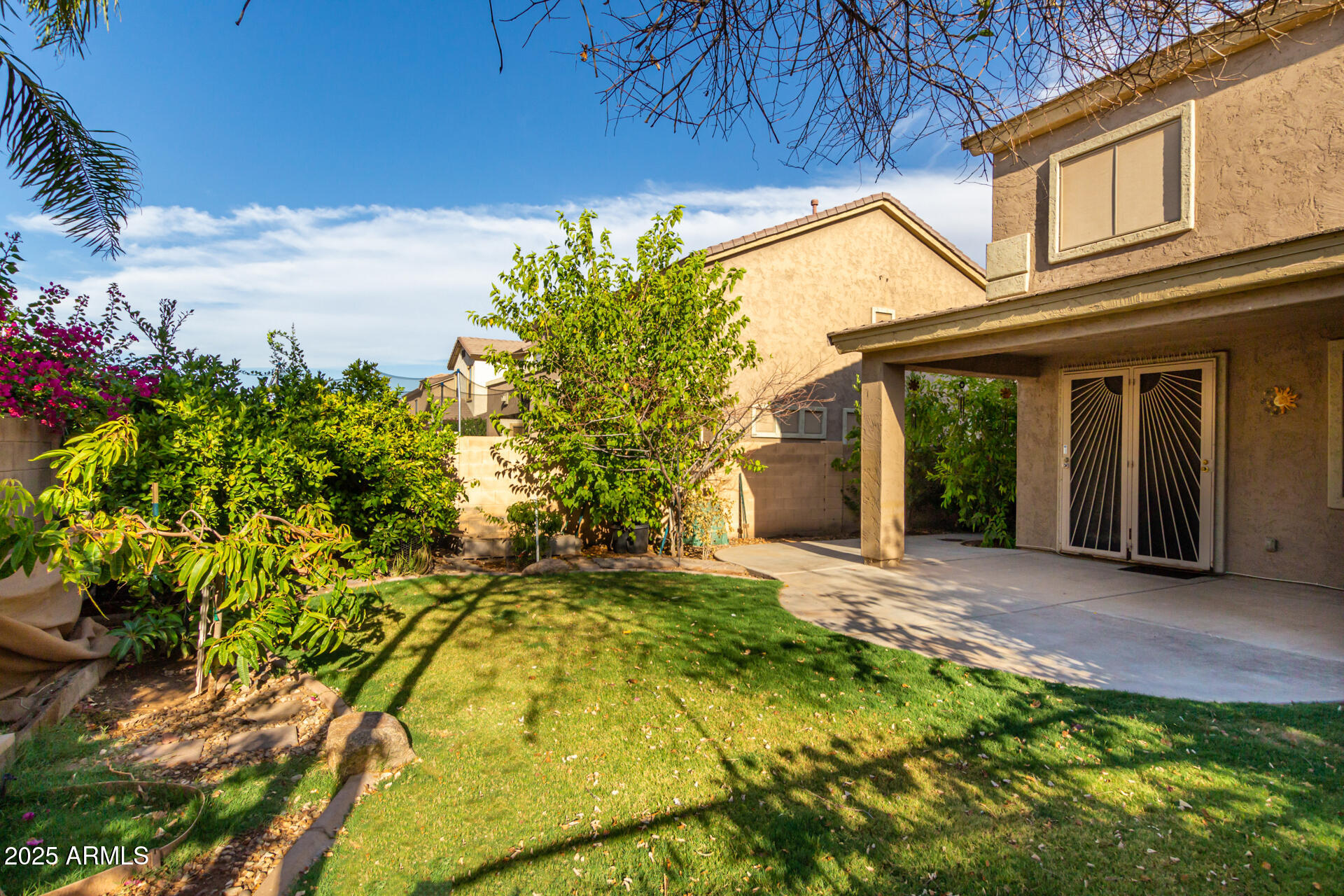 6838 W LYNNE Lane