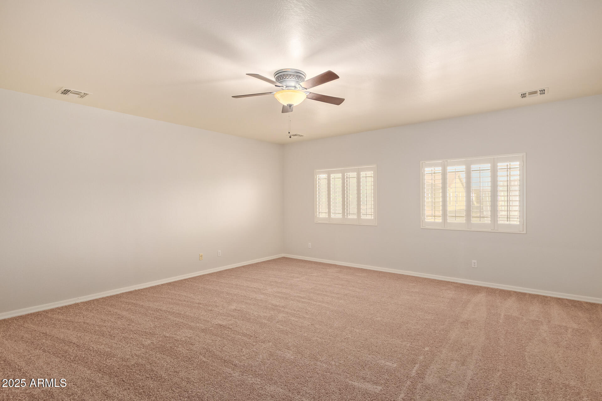 6838 W LYNNE Lane