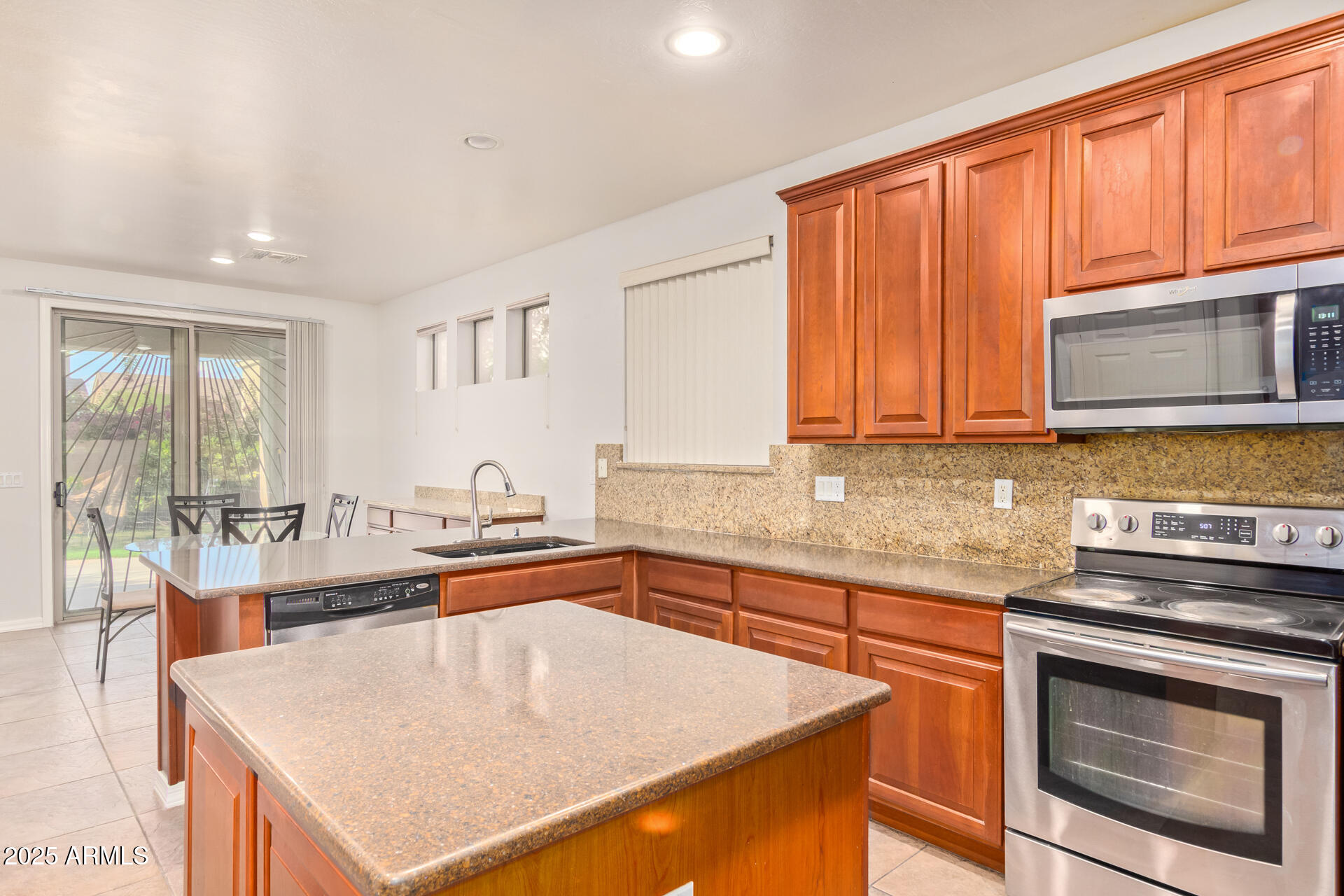 6838 W LYNNE Lane