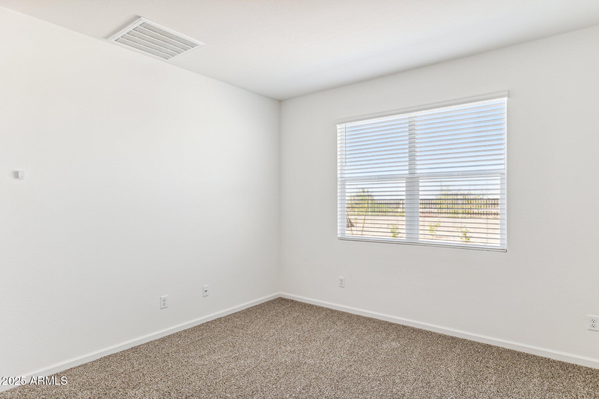 25364 W SUNLAND Avenue