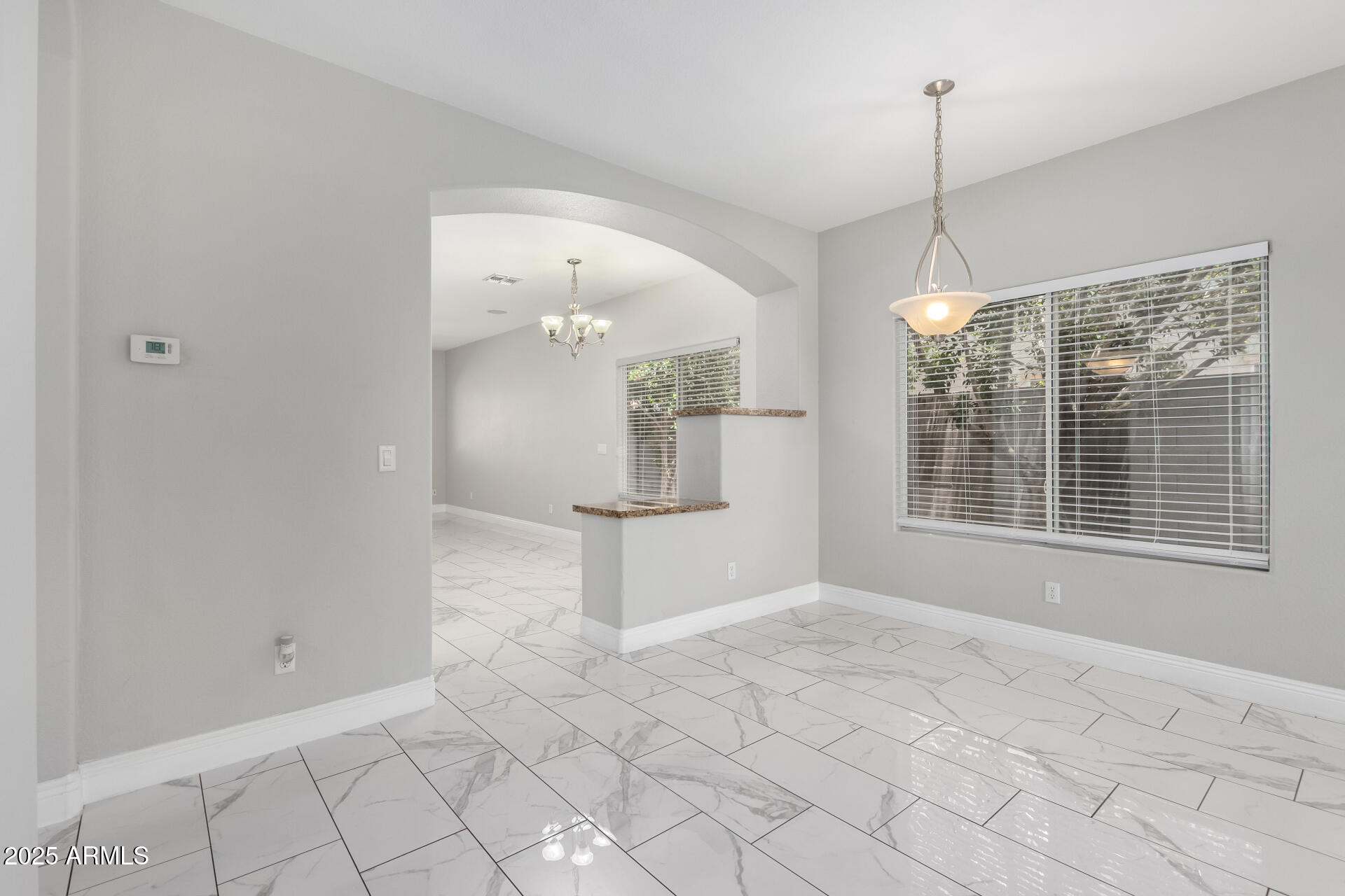 3704 E WYATT