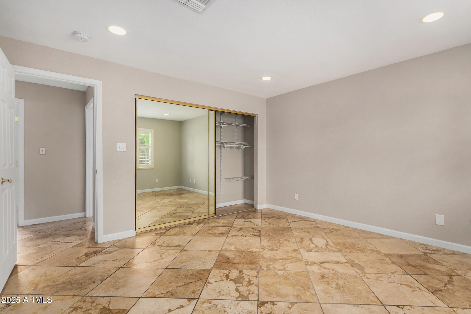 11825 S COCONINO Street