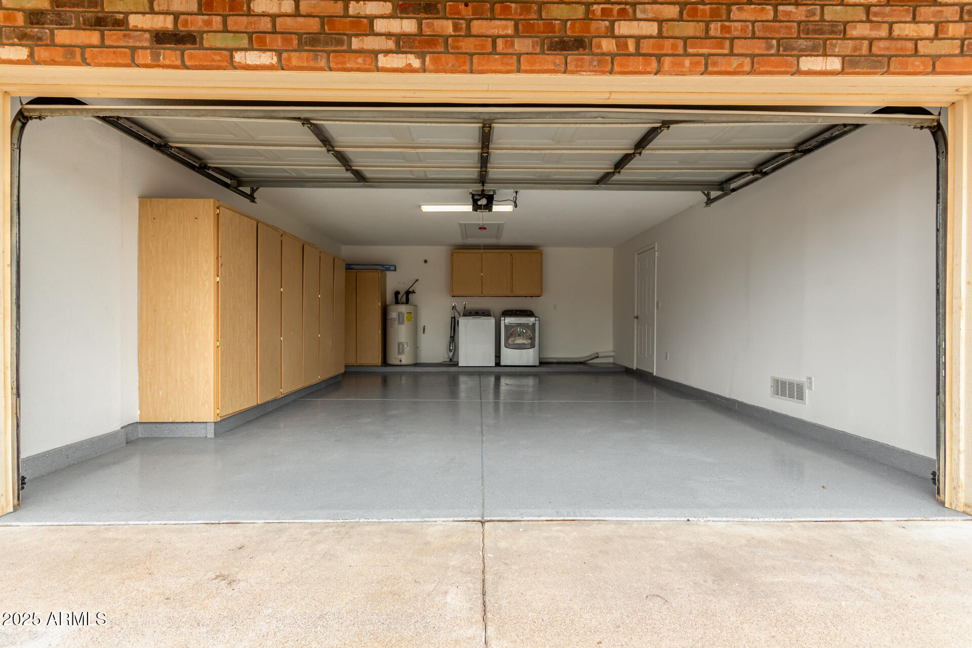 11825 S COCONINO Street