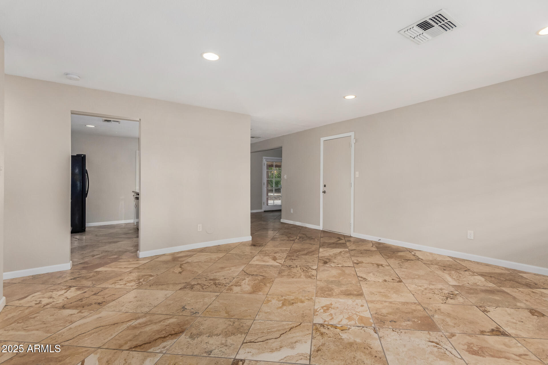 11825 S COCONINO Street