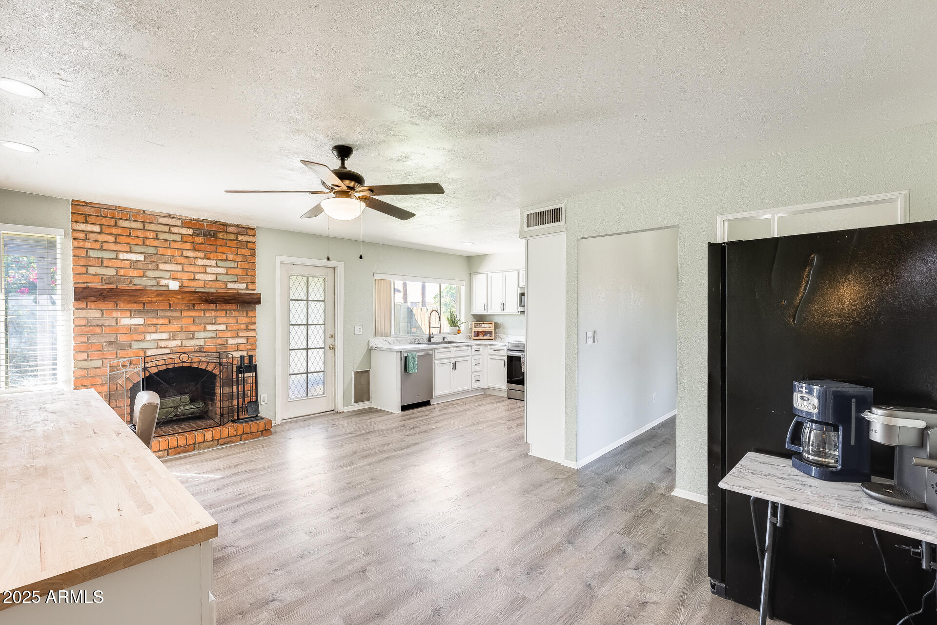 4117 W WINDROSE Drive