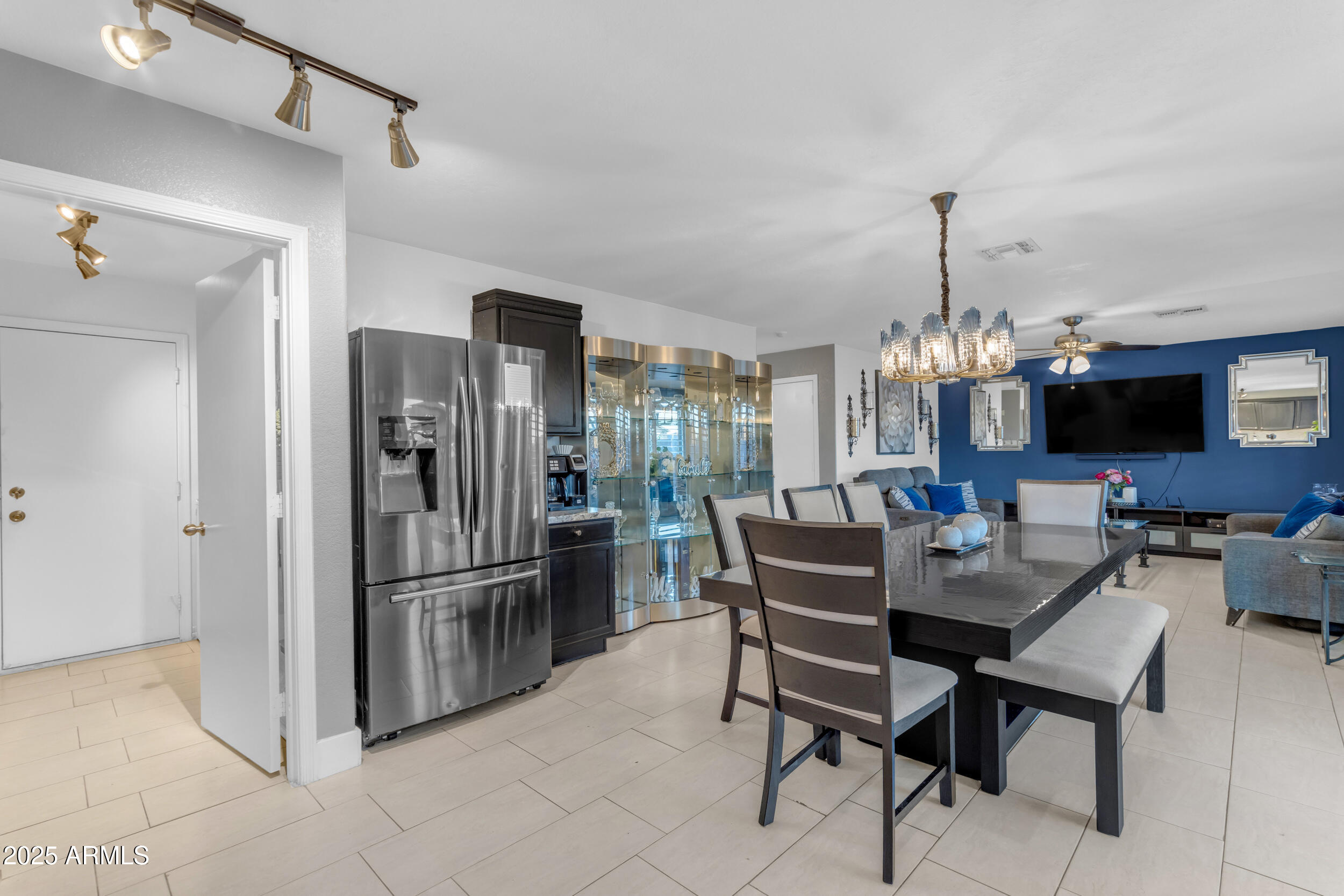 1190 E SILVERSMITH Trail