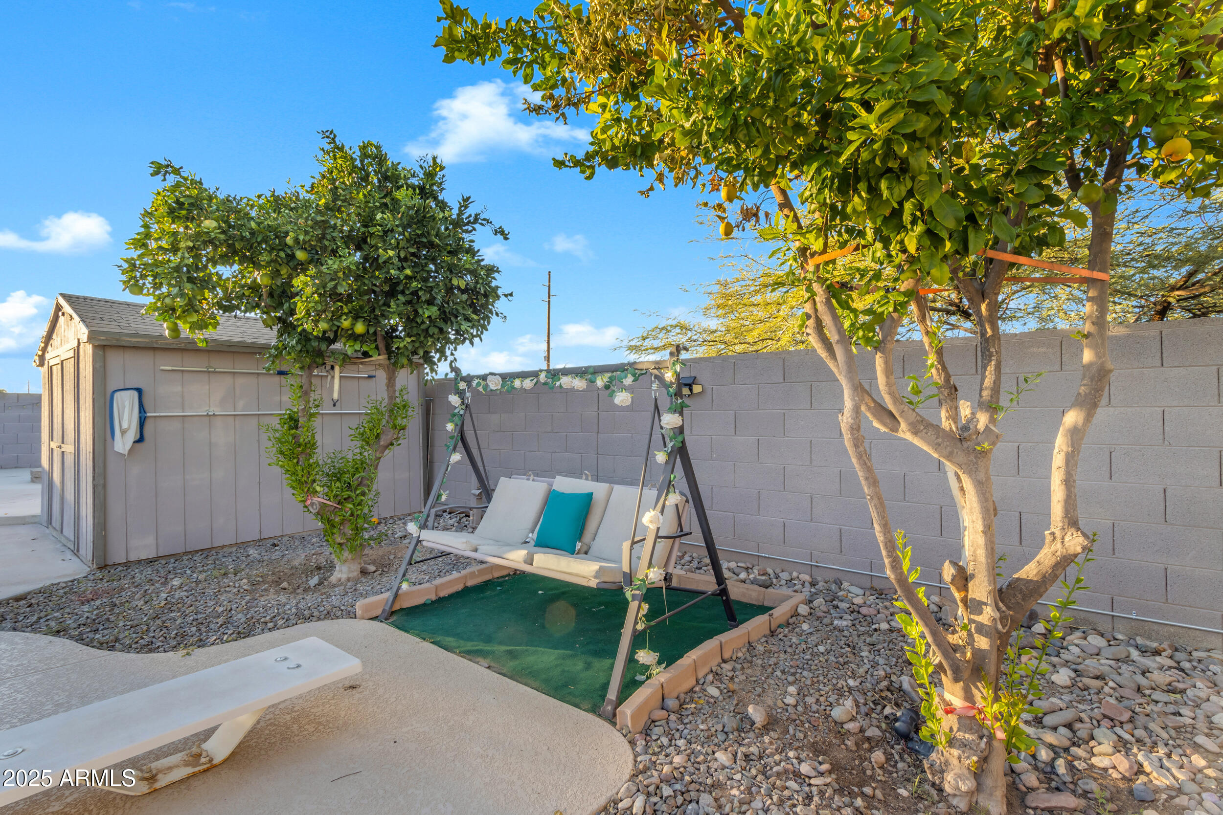 1190 E SILVERSMITH Trail