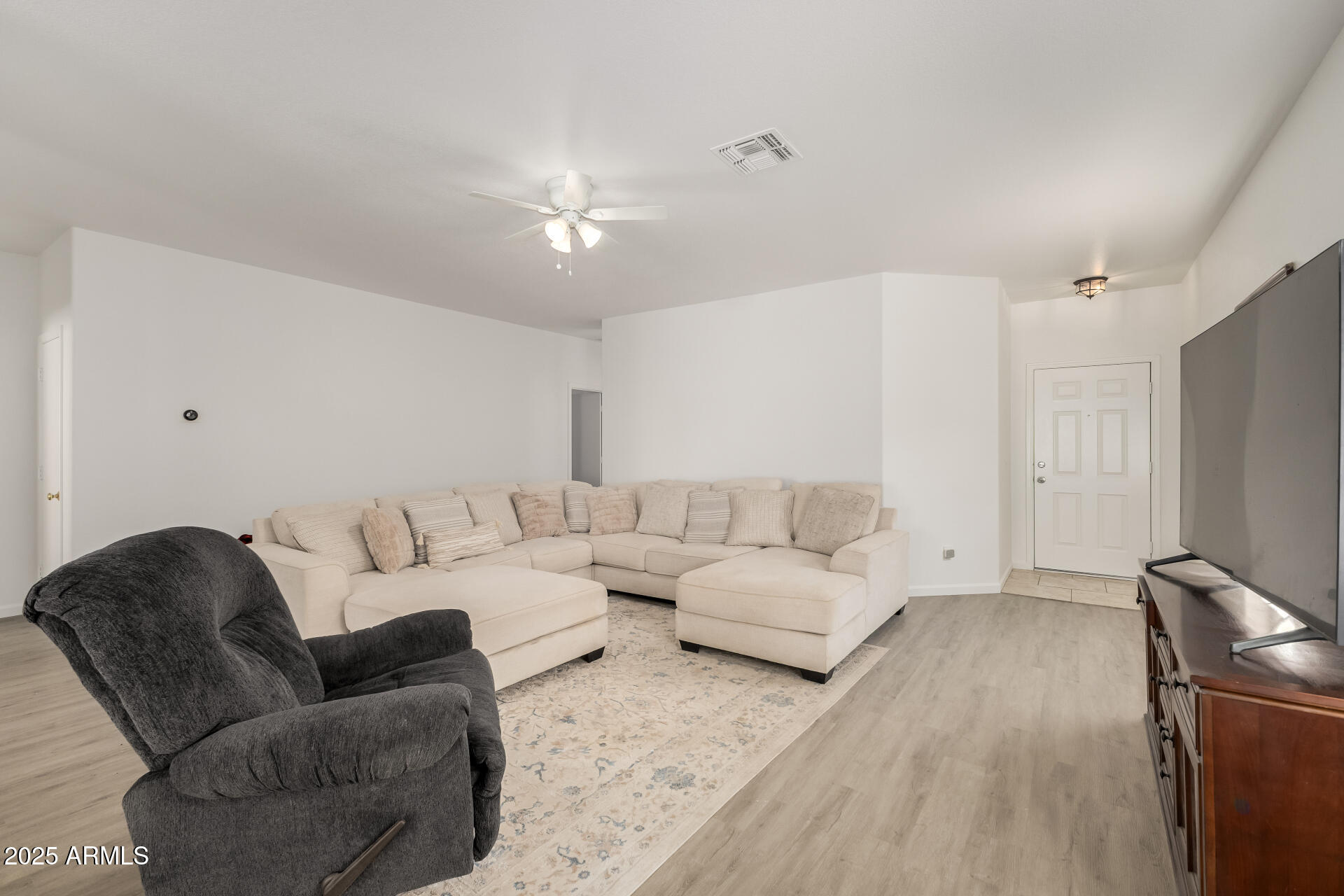 864 E SILVERSMITH Trail