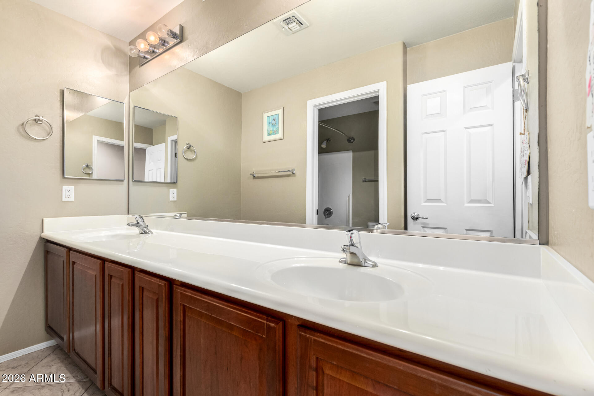 19411 W JEFFERSON Street