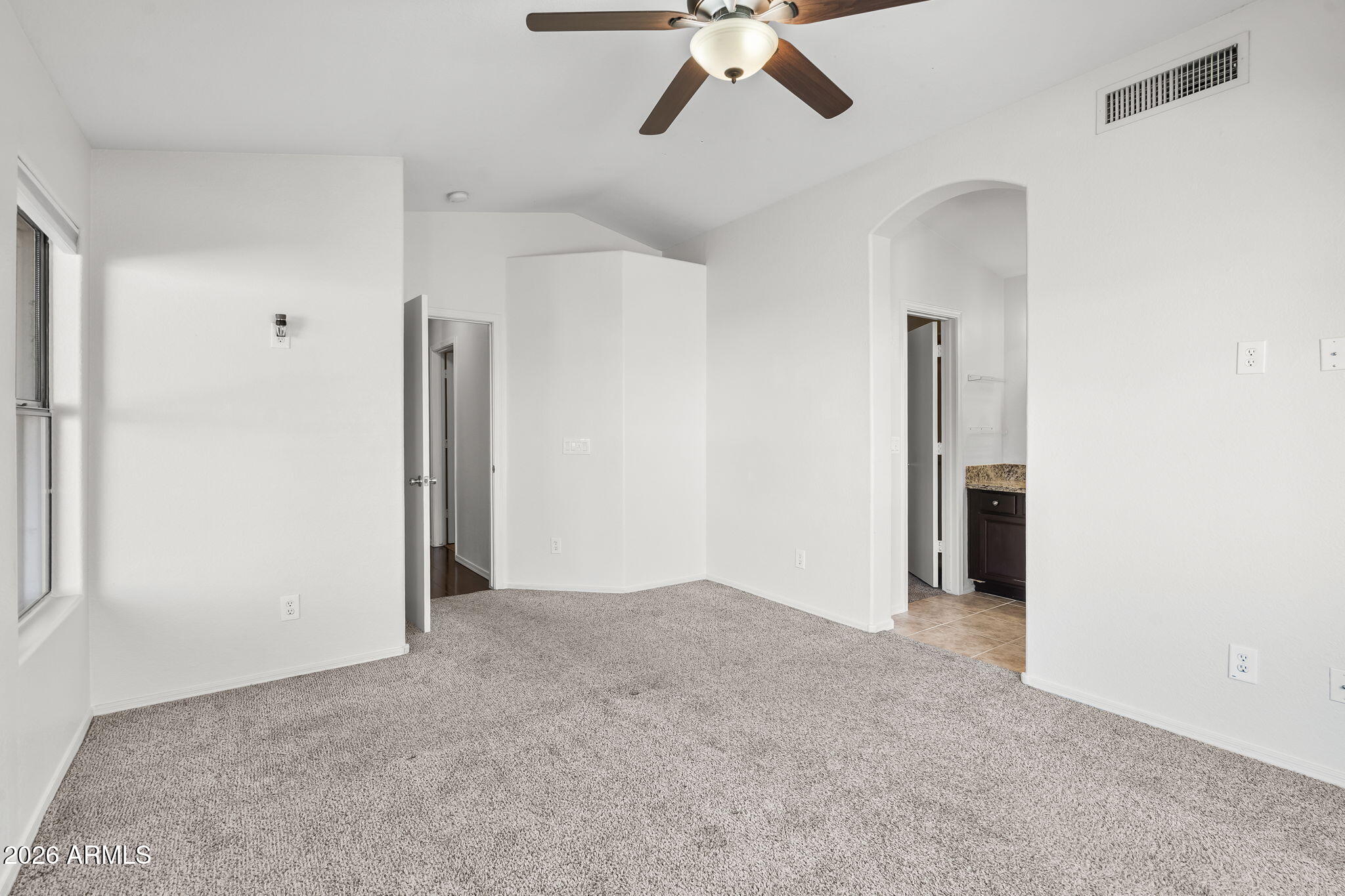 1638 E BARBARITA Avenue