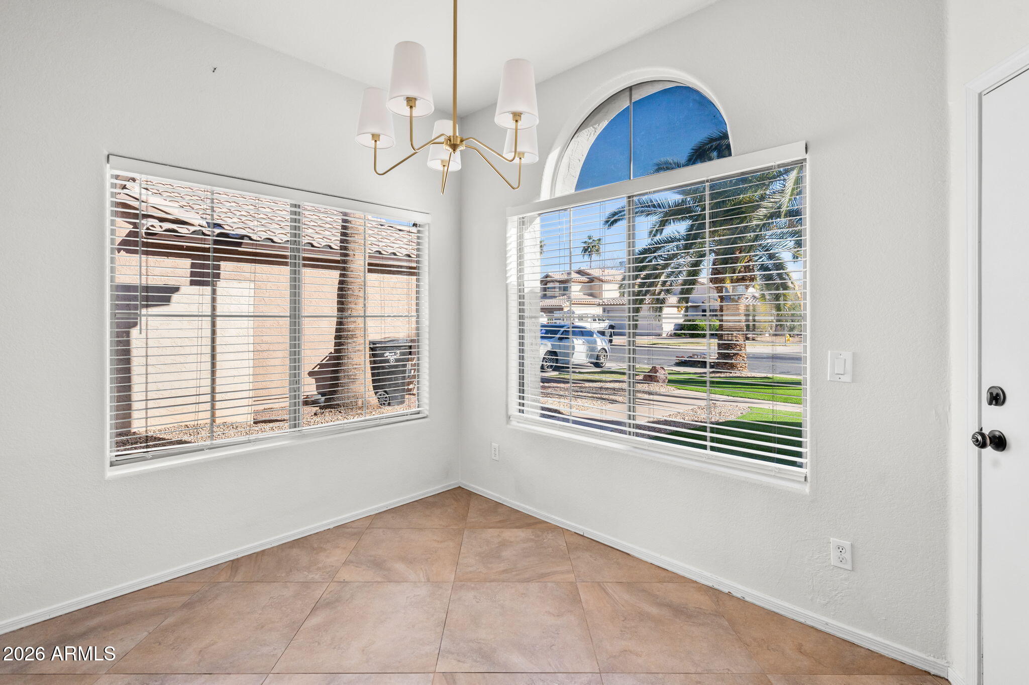 1638 E BARBARITA Avenue