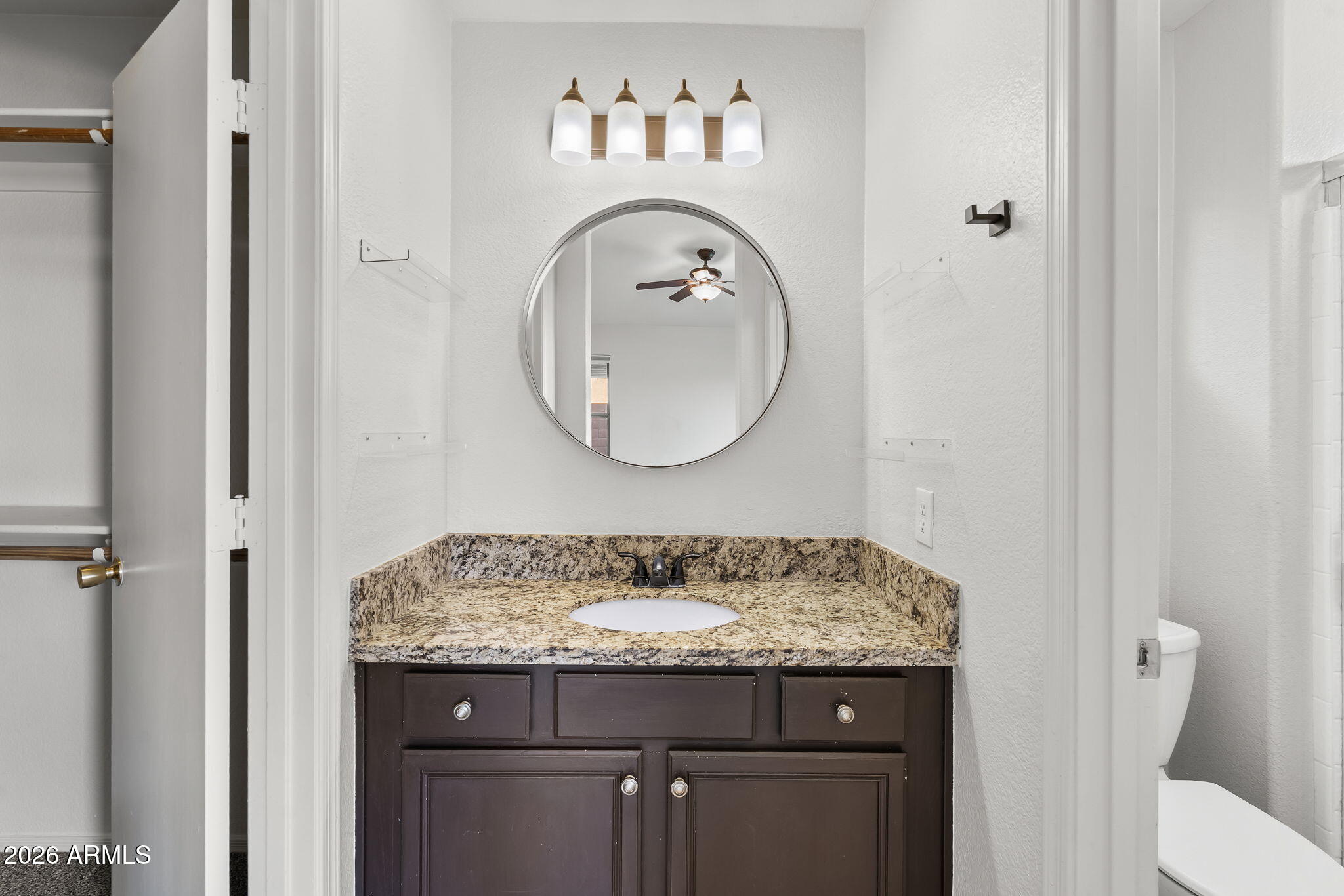 1638 E BARBARITA Avenue