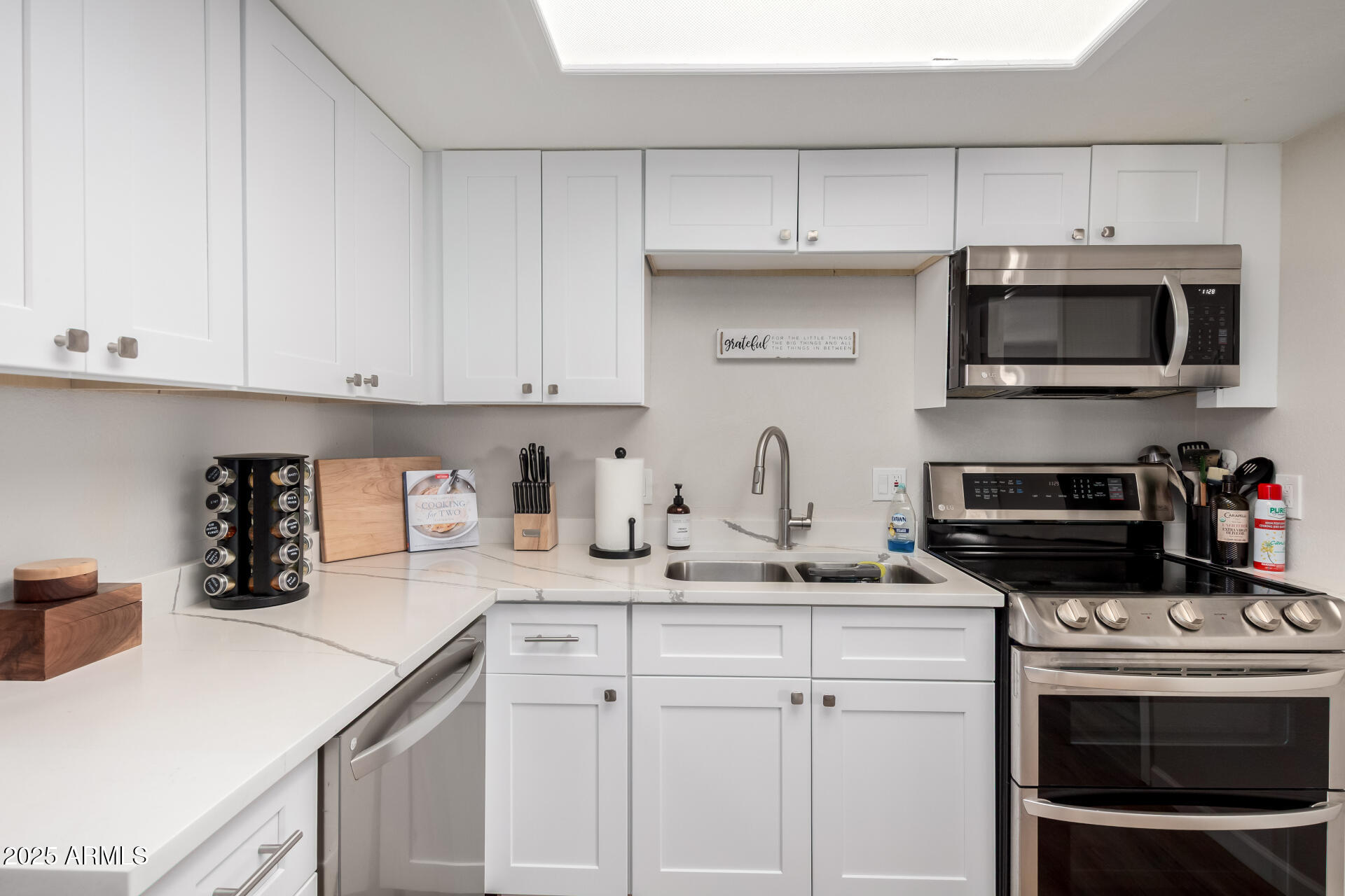 8214 N 21ST Drive A208